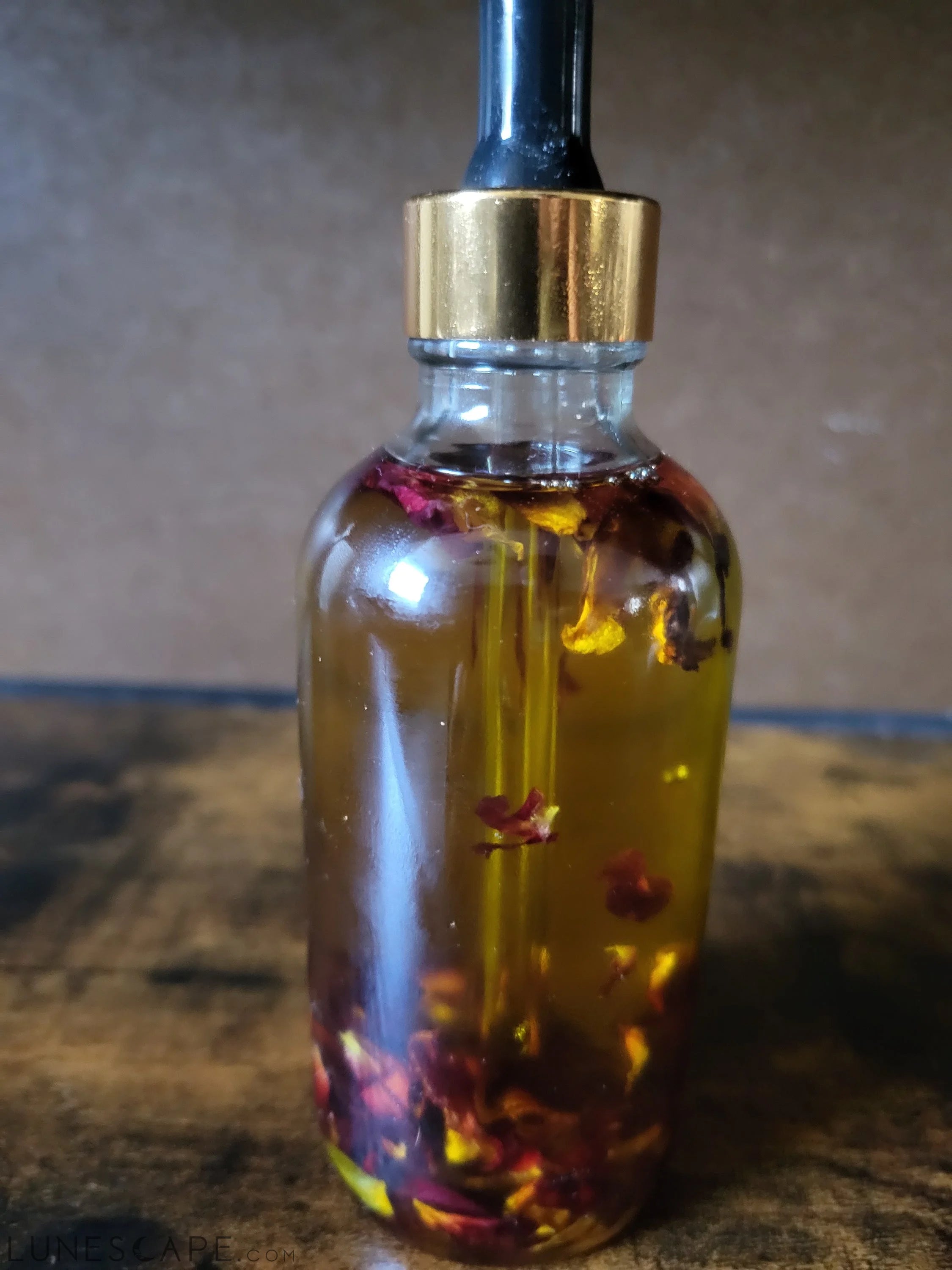 Rose Infused Hair Oil LUNESCAPE