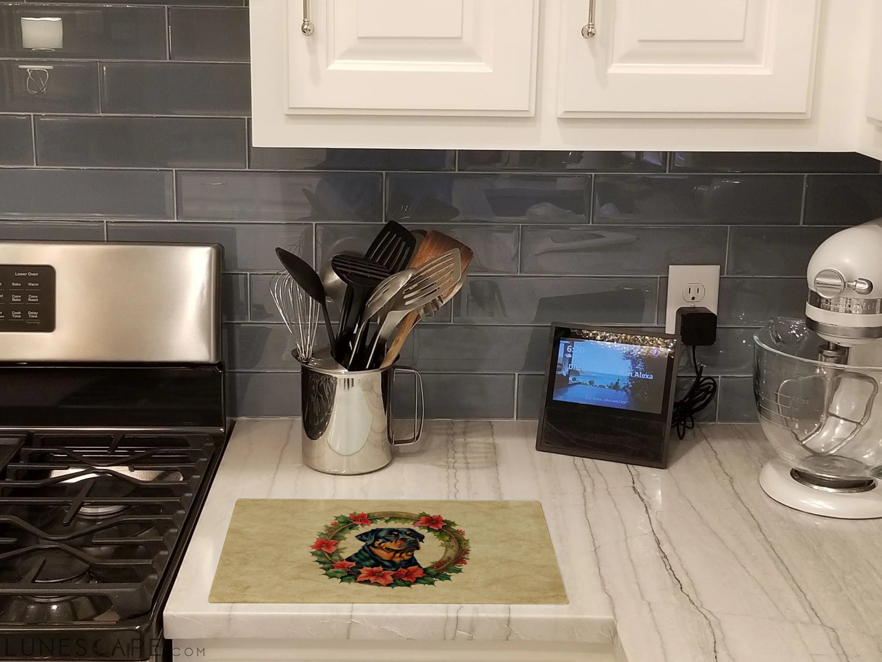 Rottweiler Christmas Flowers Glass Cutting Board LUNESCAPE