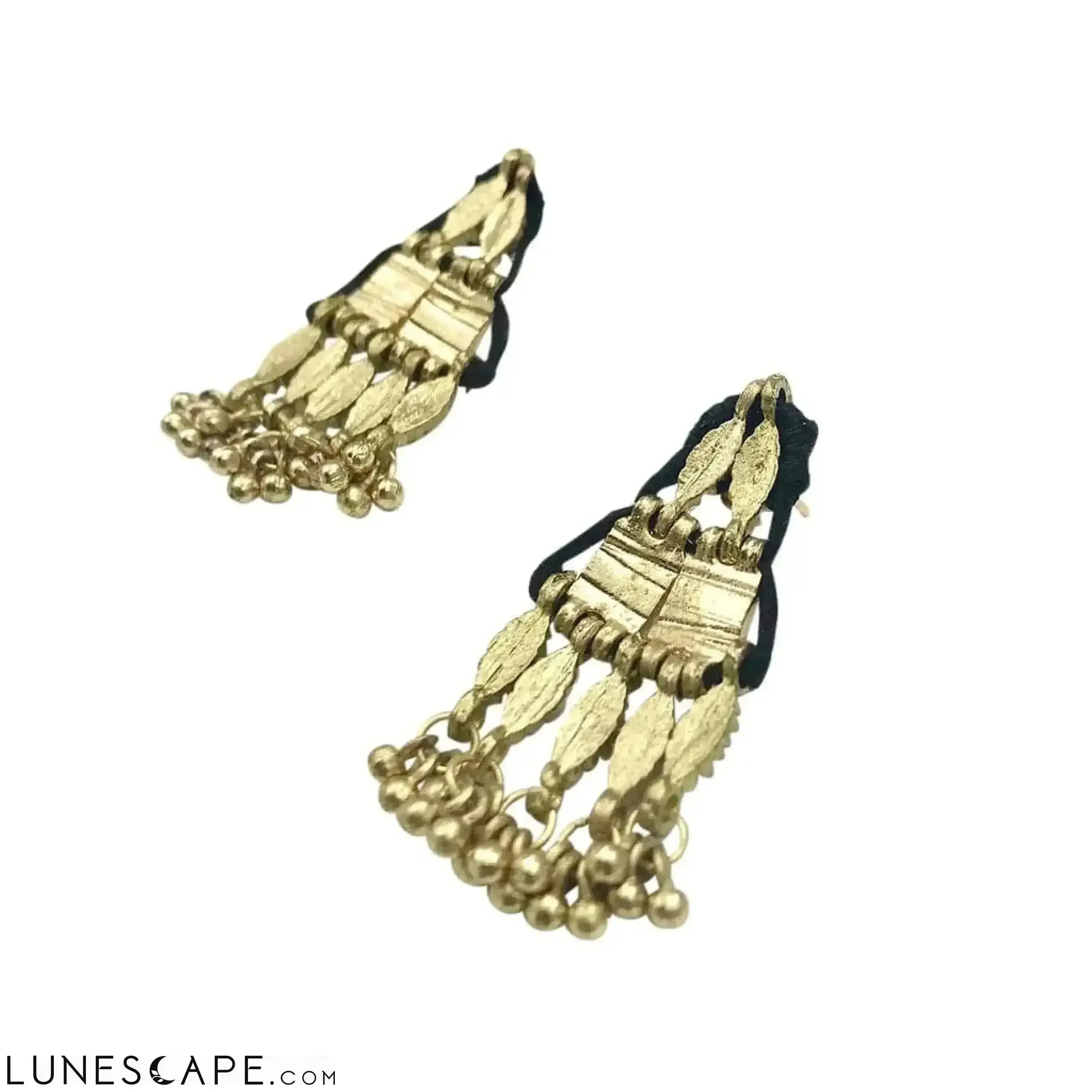 Samti Earrings LUNESCAPE