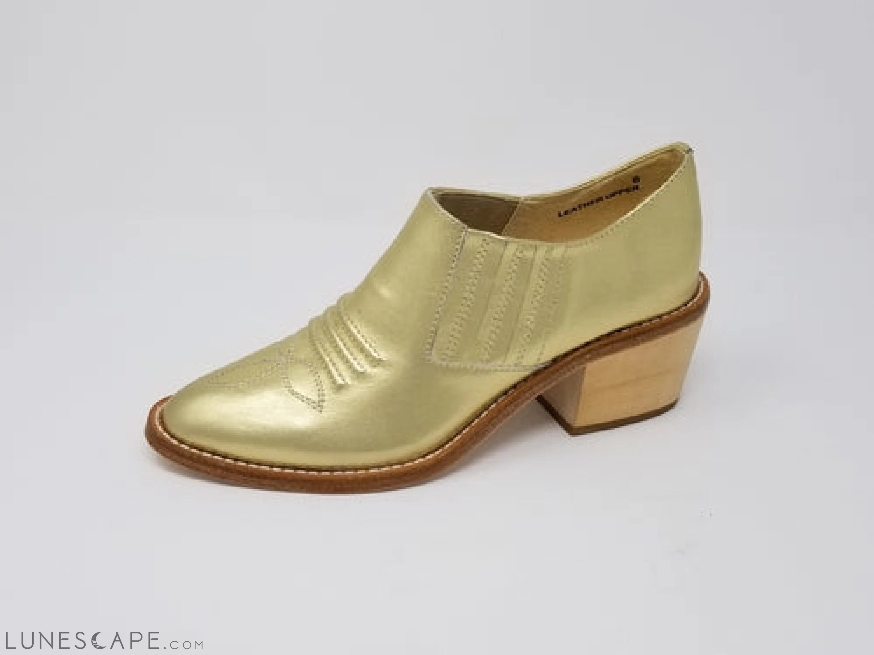 Santa Ana Ponted-Toe Womens Brogue Loafer LUNESCAPE