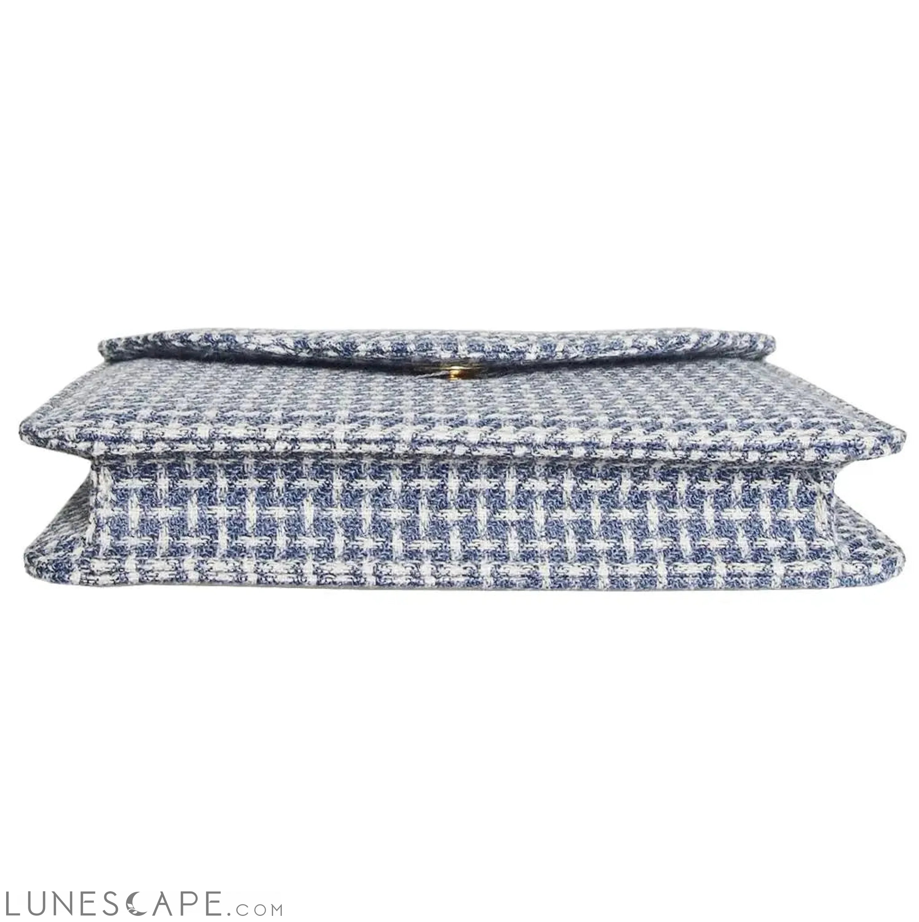 Scalloped Hip Pouch LUNESCAPE