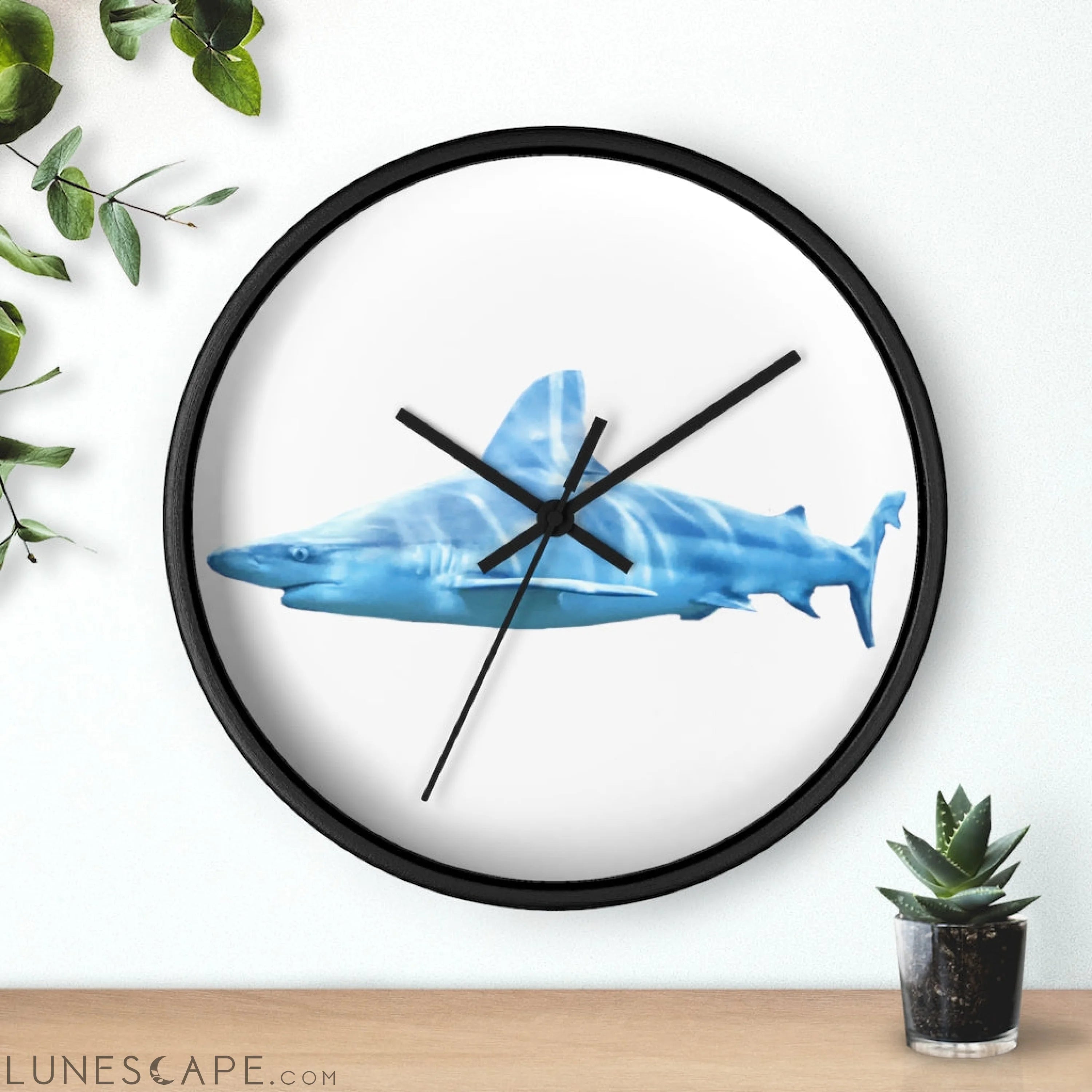 Shark Wall clock LUNESCAPE