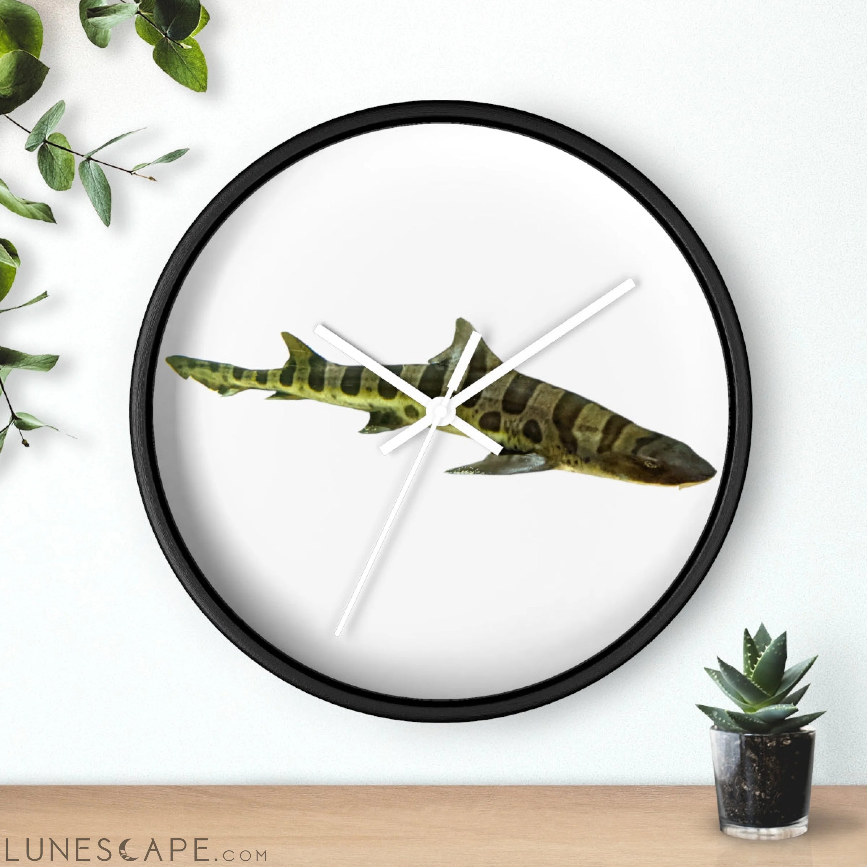 Shark Wall clock LUNESCAPE