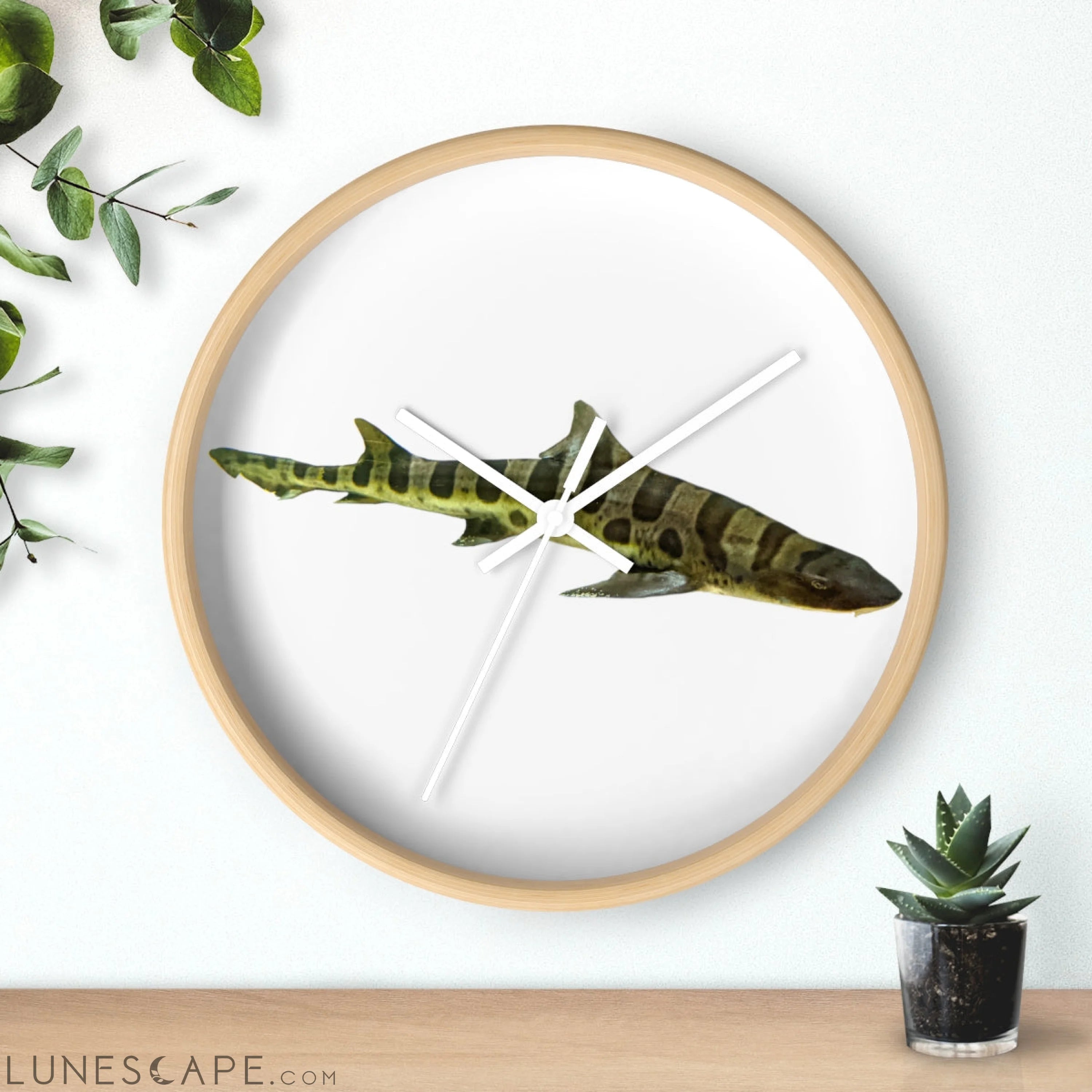 Shark Wall clock LUNESCAPE