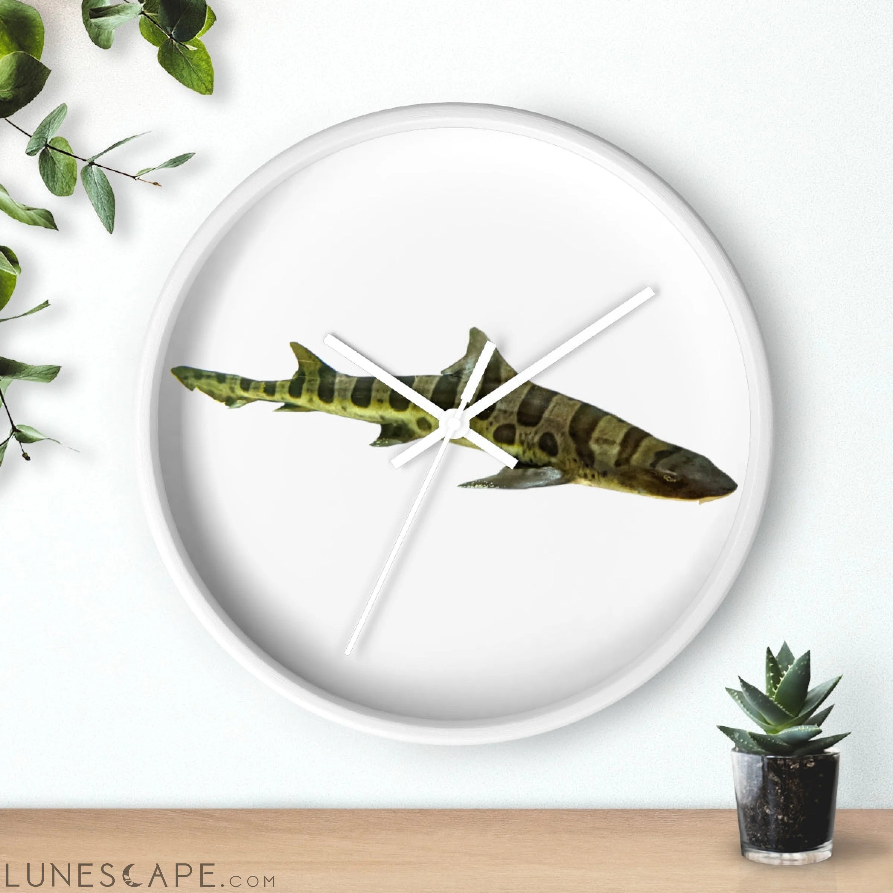 Shark Wall clock LUNESCAPE