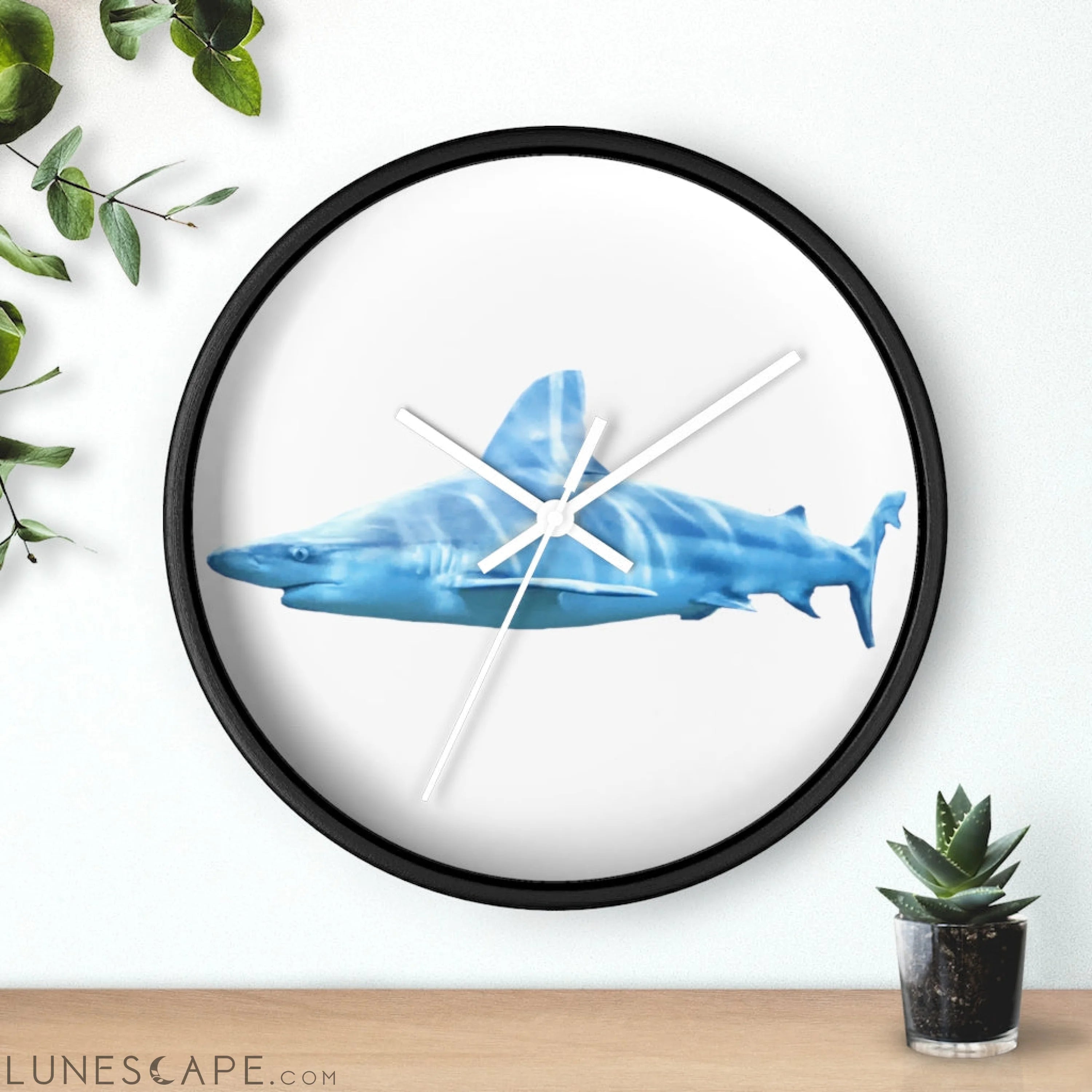 Shark Wall clock LUNESCAPE