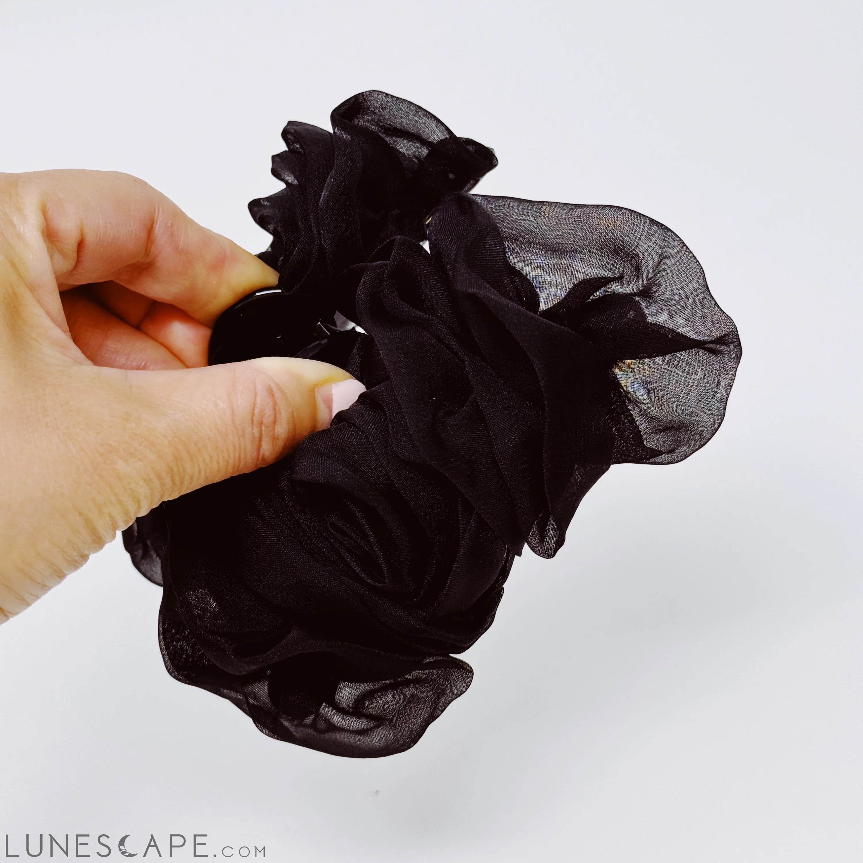 Sheer Flower Hair Claw LUNESCAPE