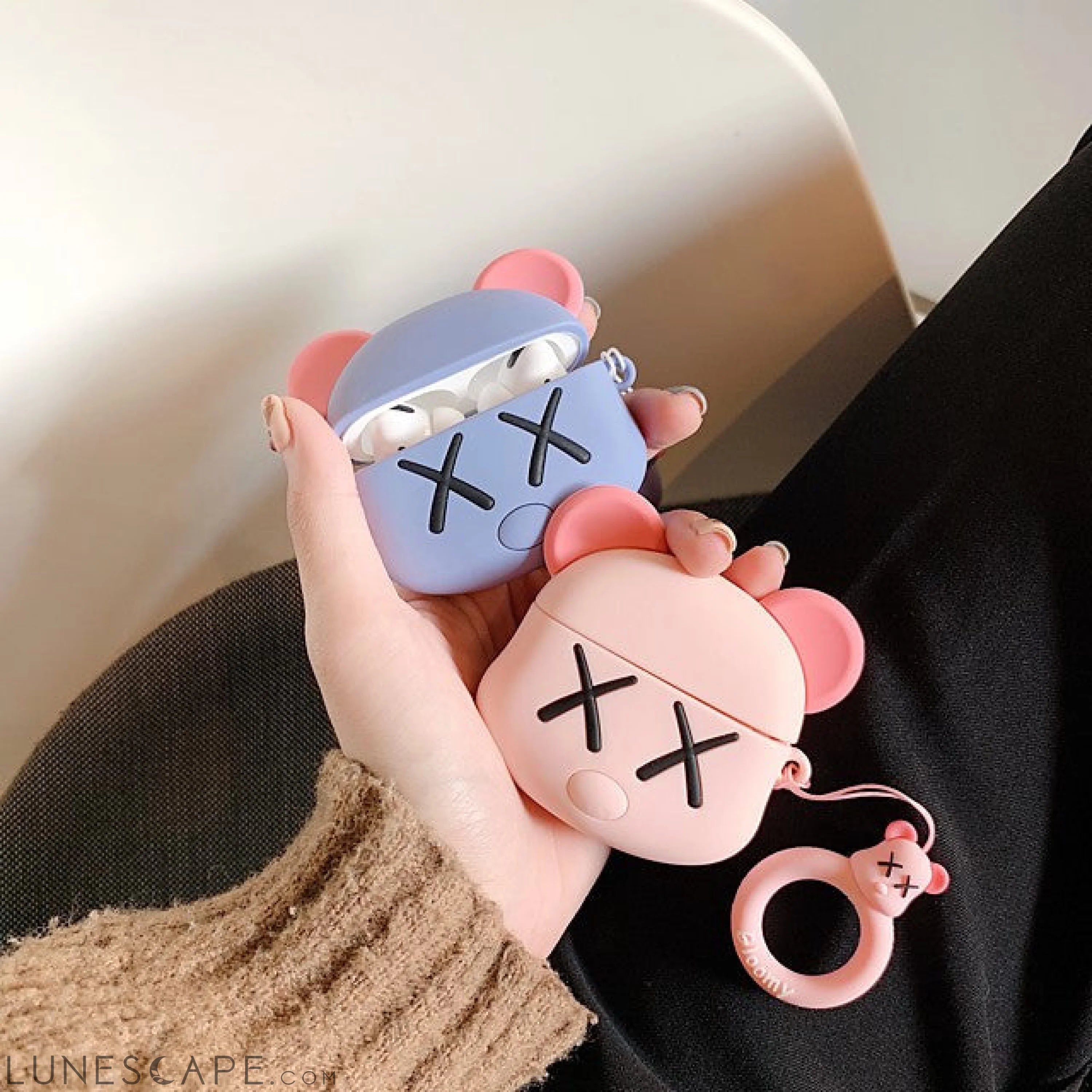 Shocker AirPods Case Shockproof Headphone Case LUNESCAPE