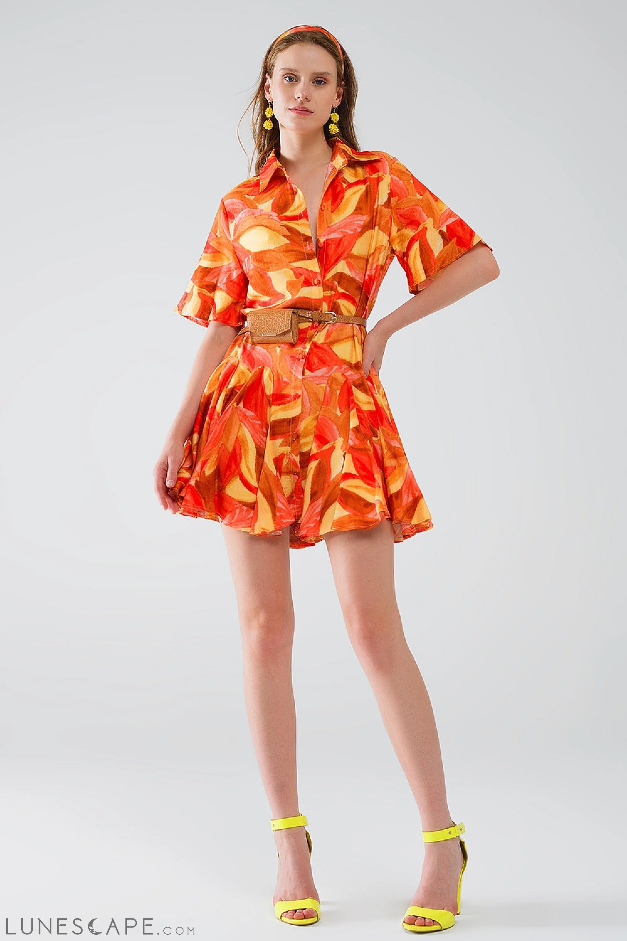 Short Dress With Abstract Print in Brown Red and Brown LUNESCAPE