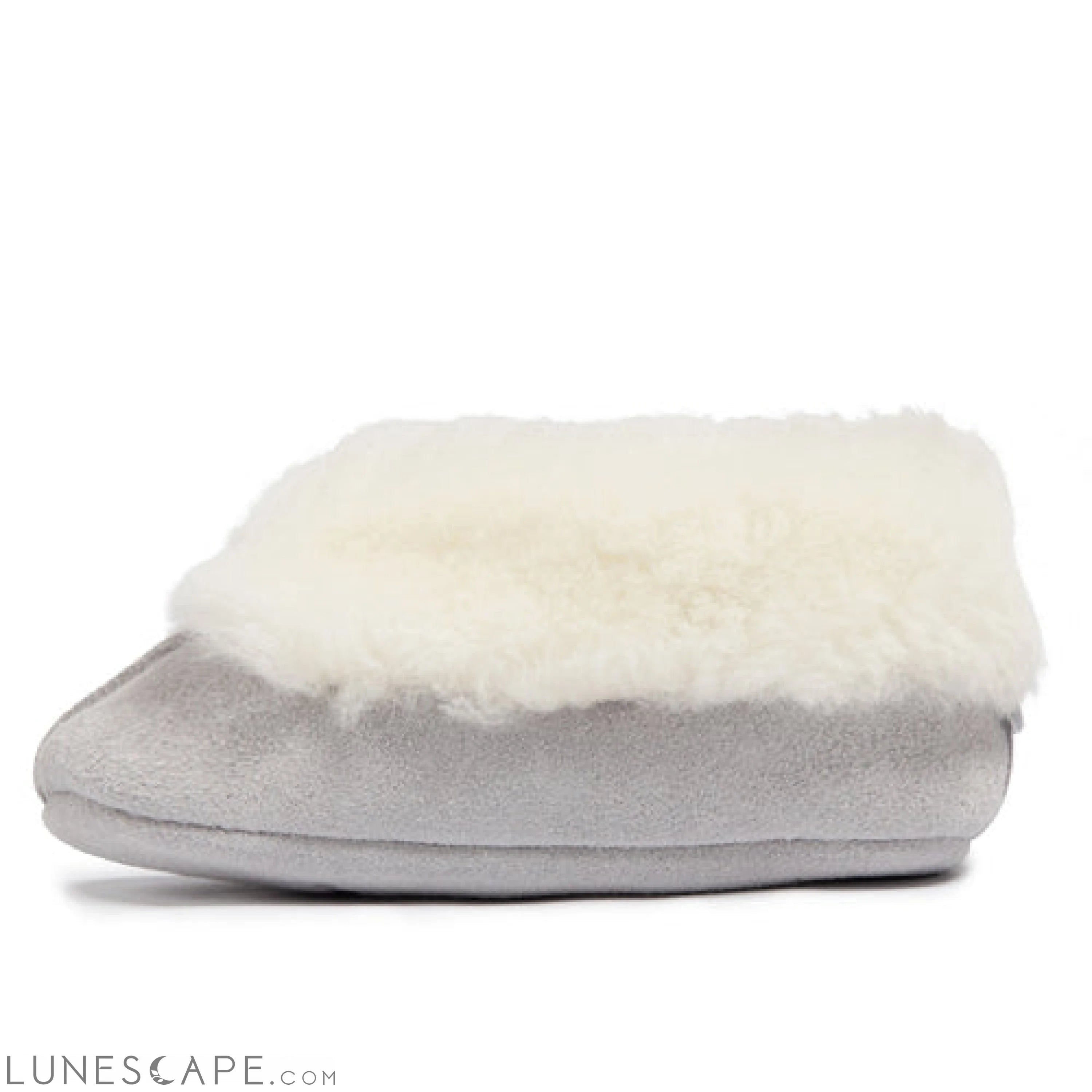 SIBERIA New Zealand Shearling Baby Slippers LUNESCAPE