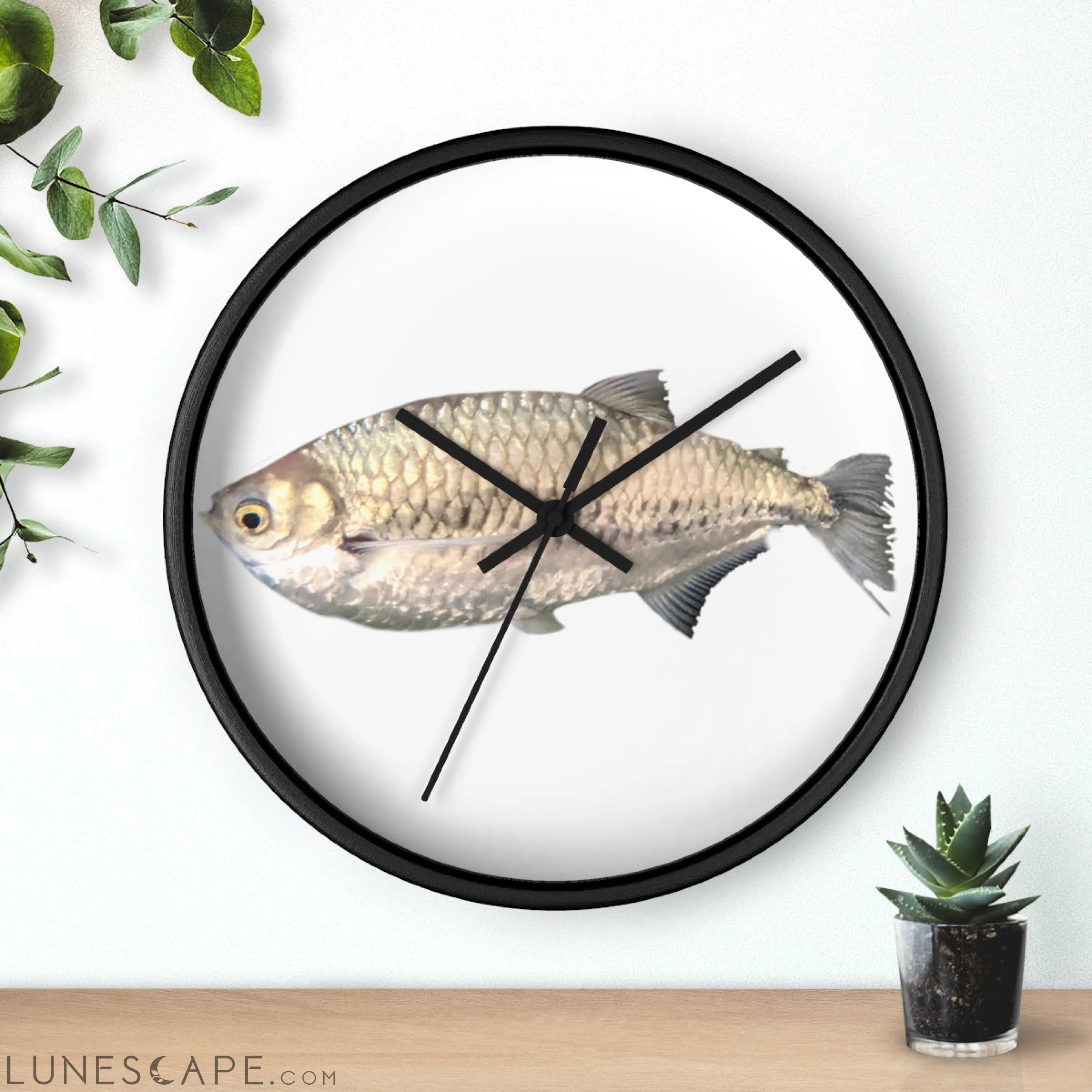 Silver Fish Wall clock LUNESCAPE
