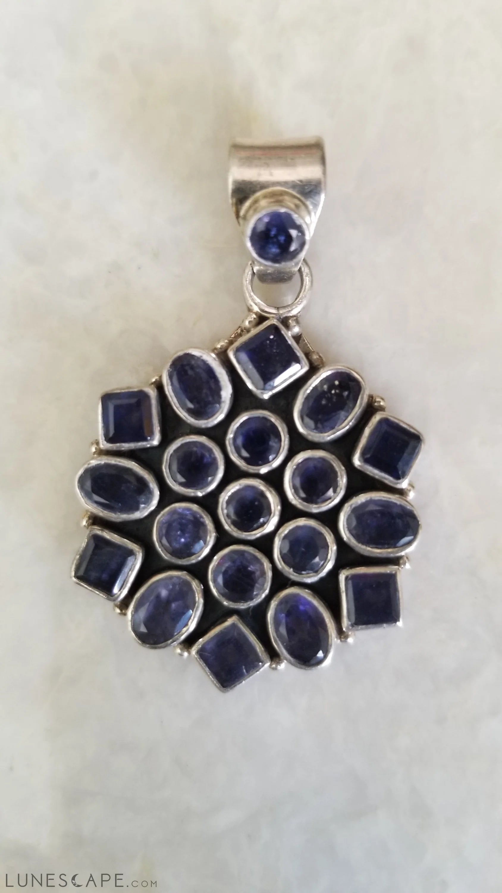 Silver Pendant - Semi Precious Stone LUNESCAPE