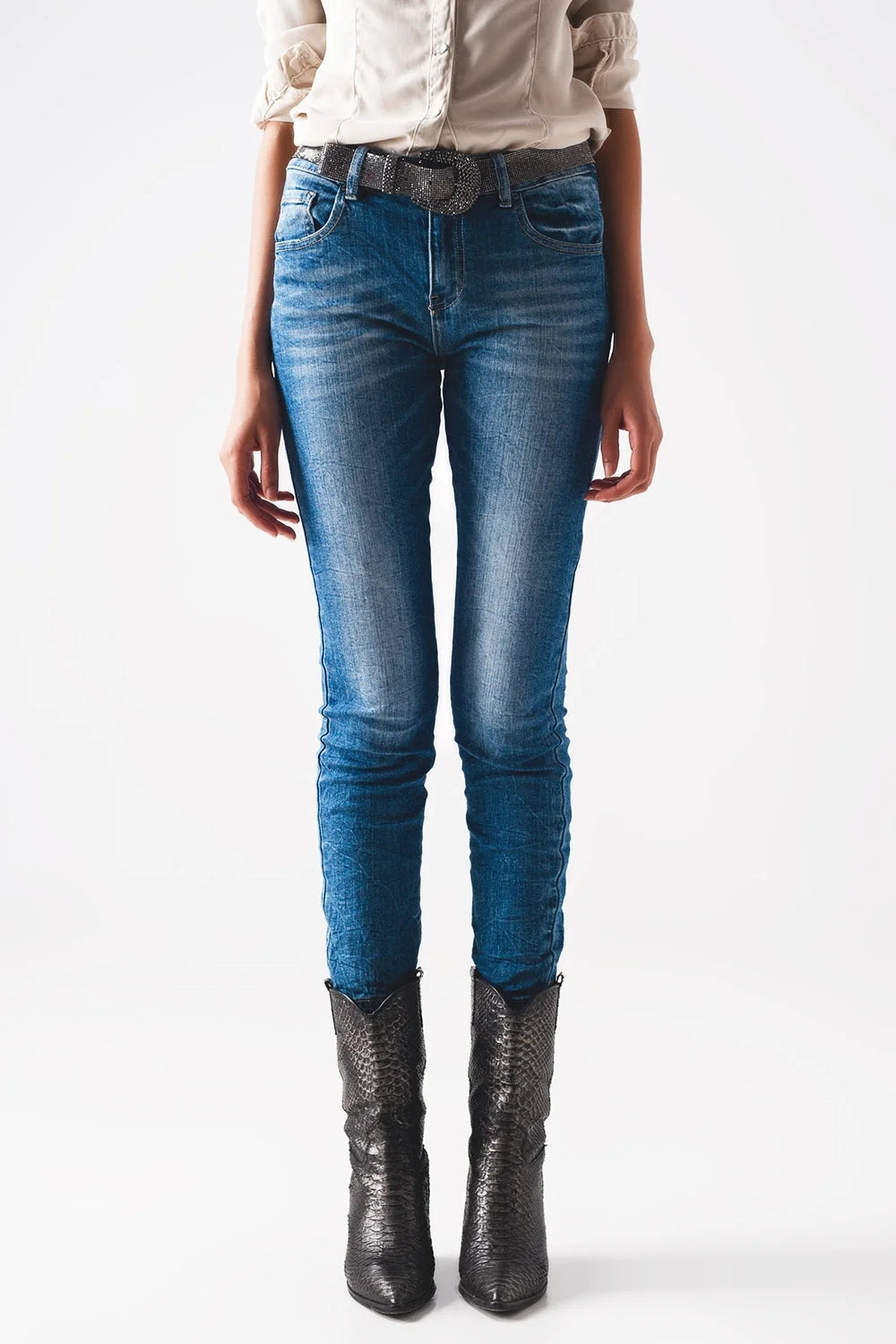 Skinny Jeans in Distressed Blue LUNESCAPE