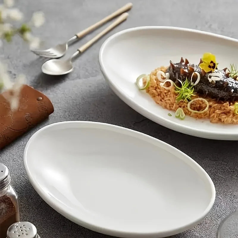 Sleek Oval Ceramic Plate Perfect for Any Meal LUNESCAPE
