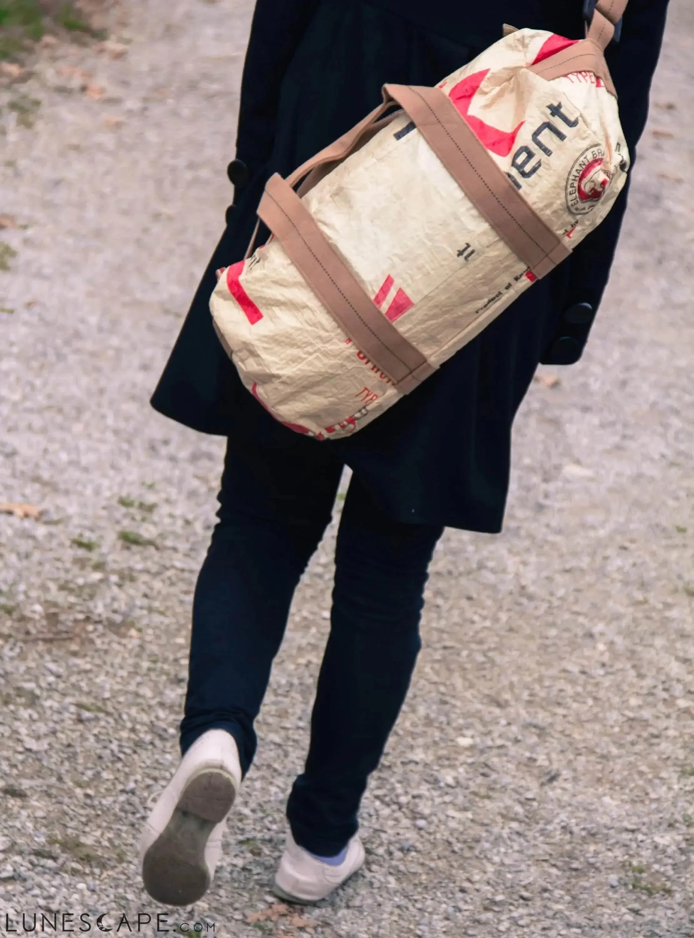 Small Sporty Duffel - Fawn LUNESCAPE