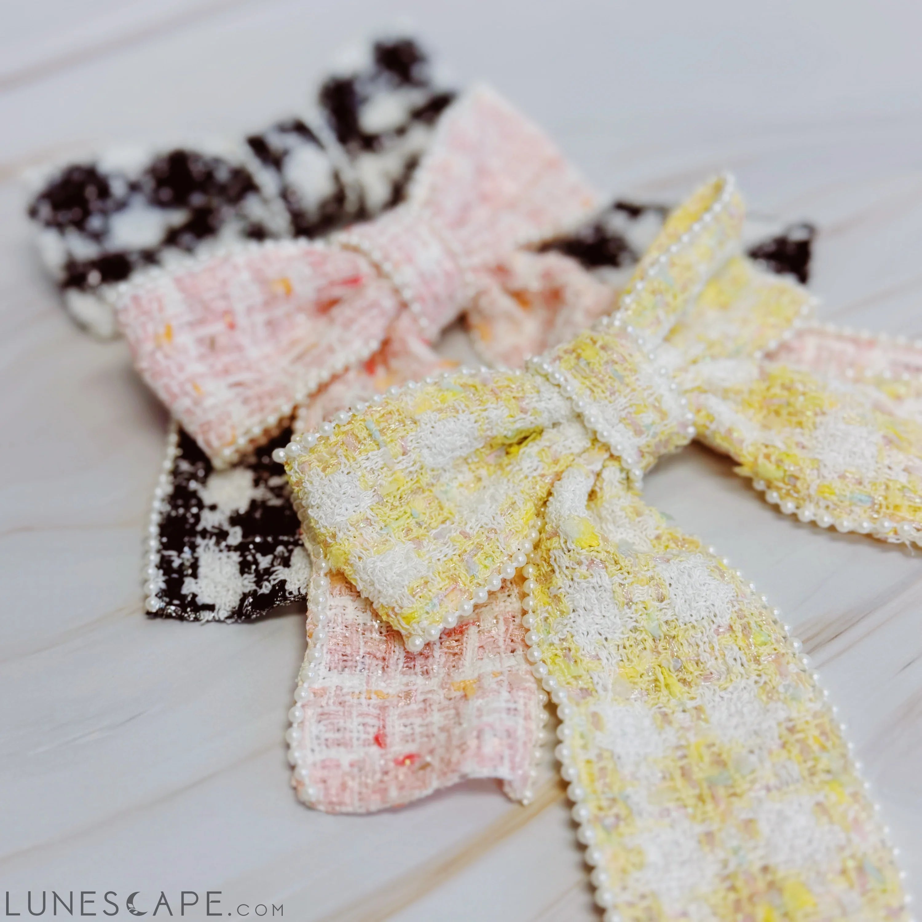 Soft Tweed Bow Hair Clip LUNESCAPE