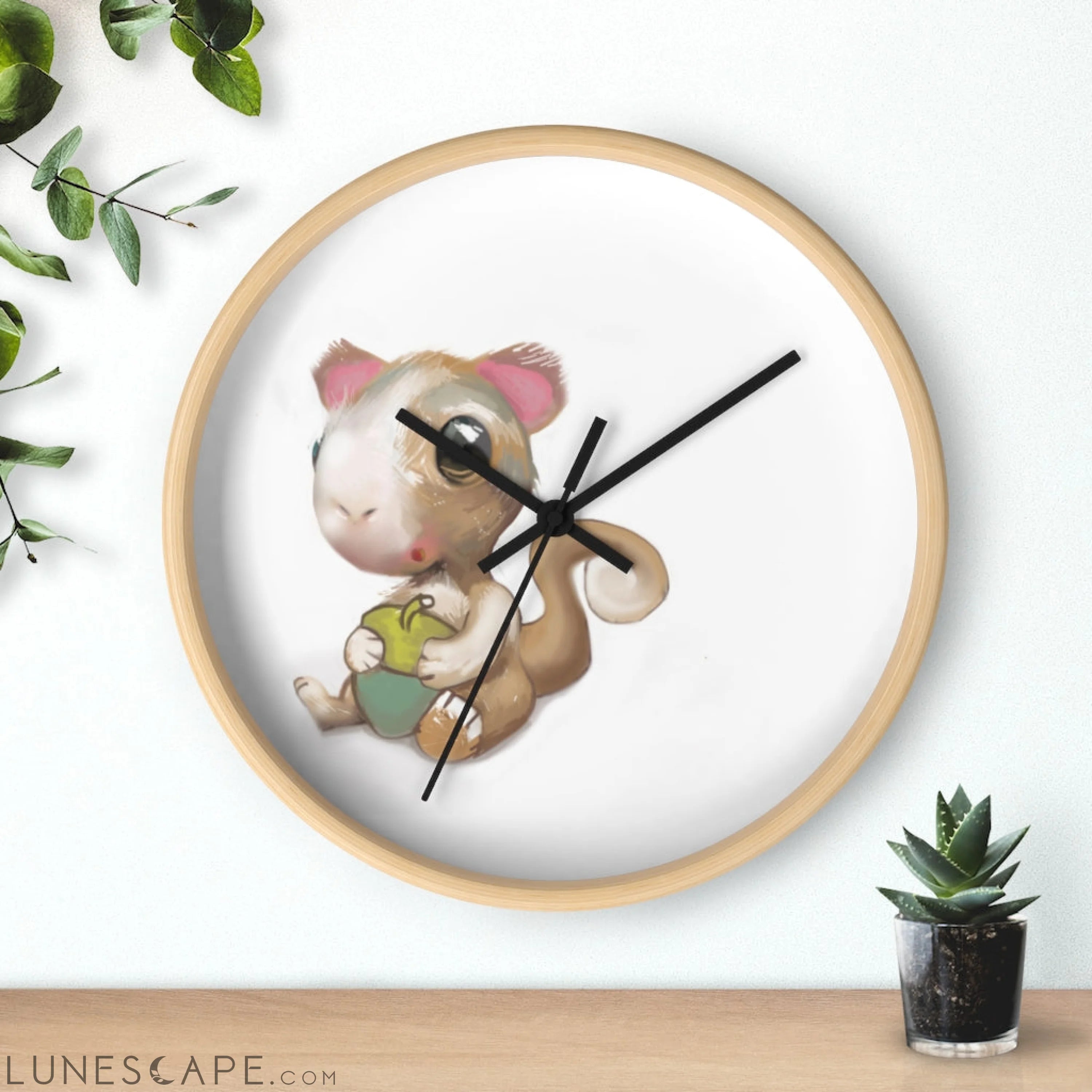 Squirrel Wall clock LUNESCAPE