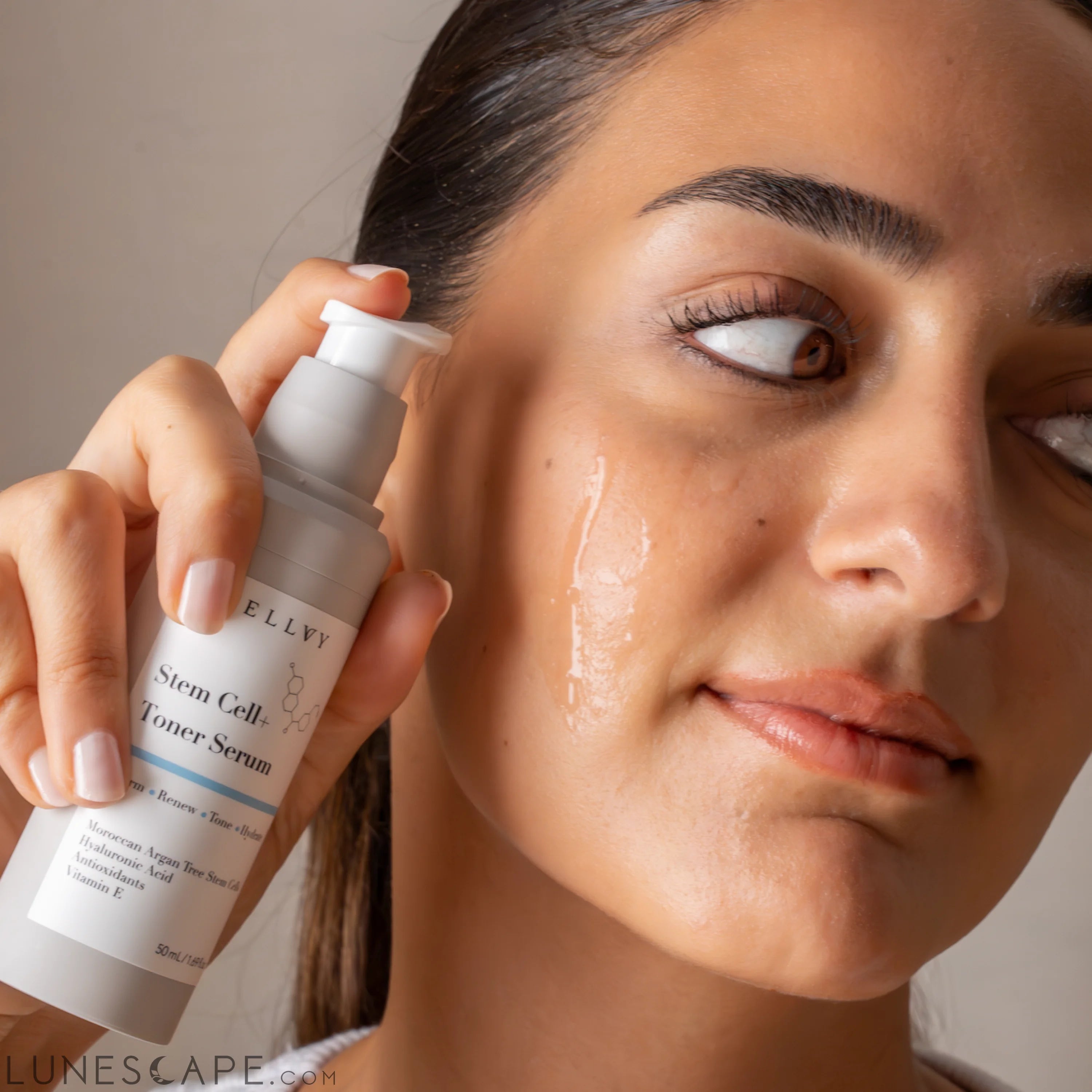 Stem Cell + Toner Serum LUNESCAPE