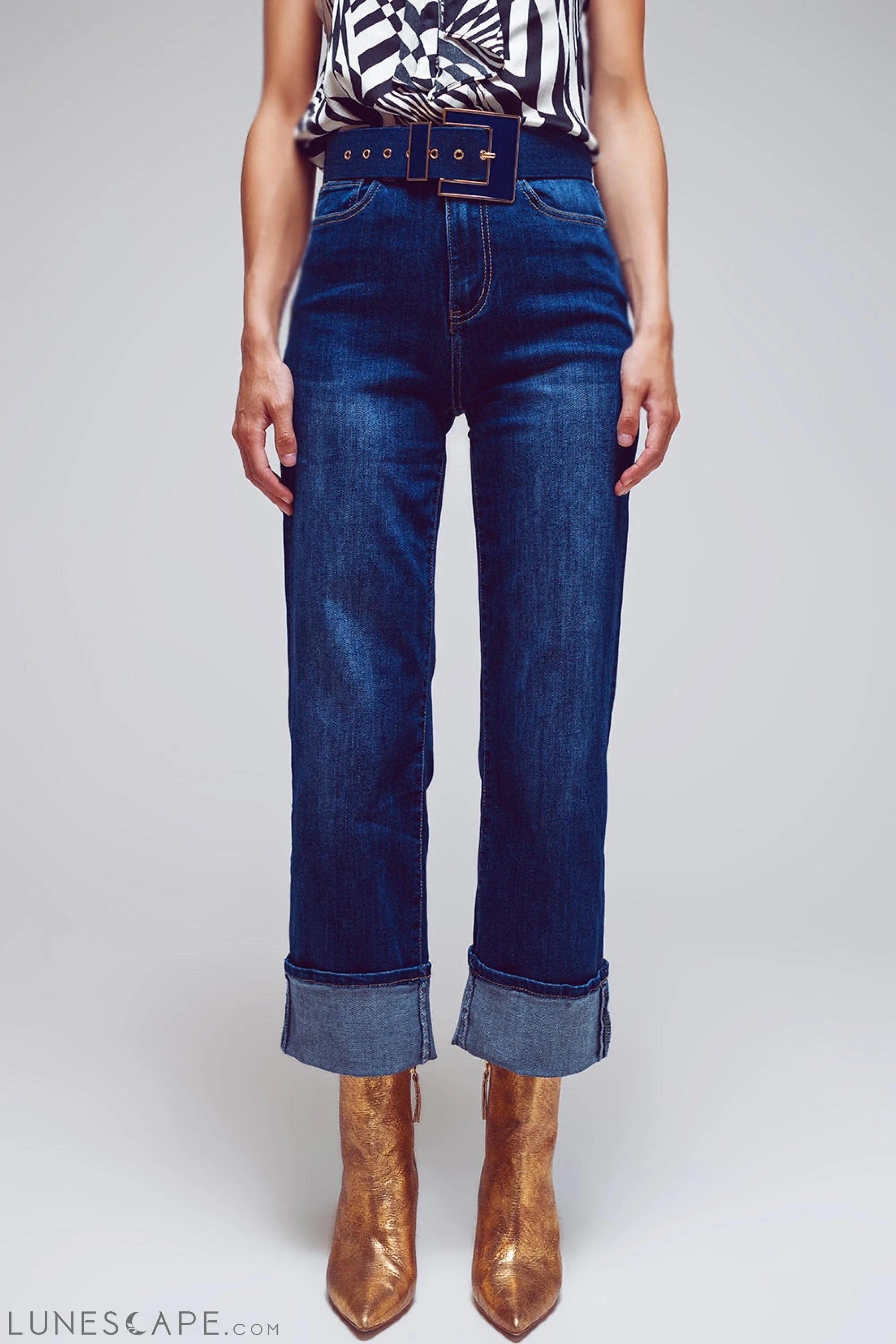 Straight Jeans With Folded Hem in Mid Blue Wash LUNESCAPE