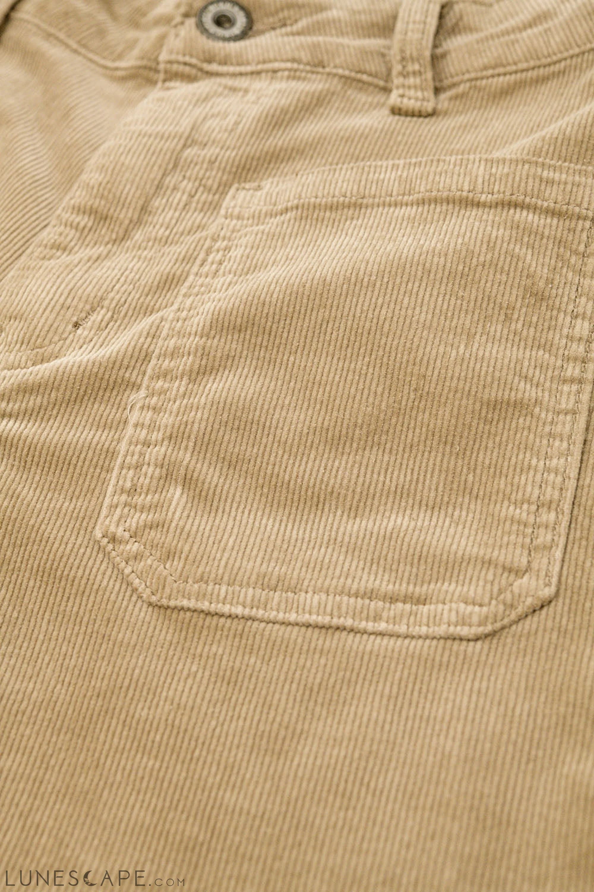 Straight Leg Corduroy Jeans in Camel With Pockets LUNESCAPE