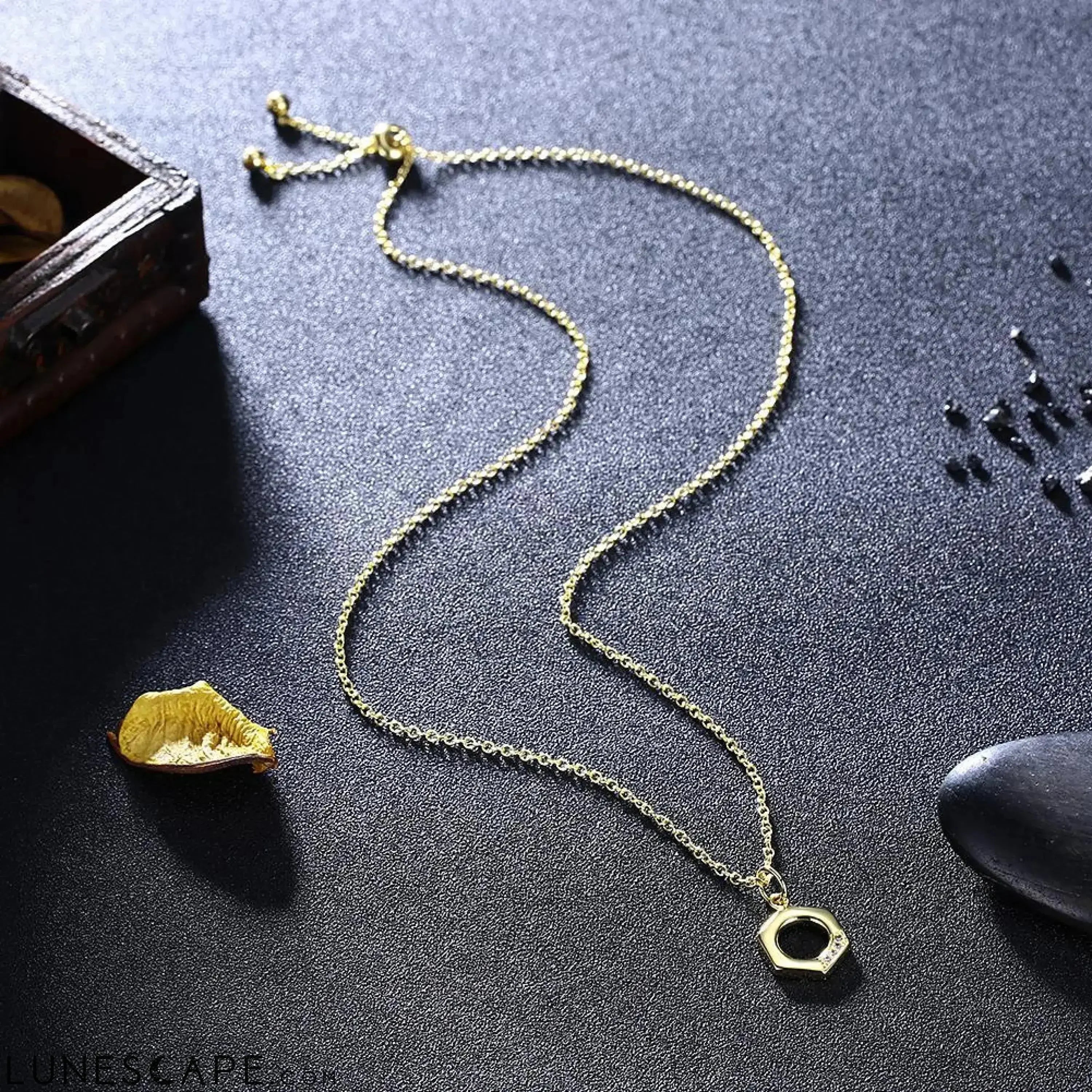 Strength Swarovski Pendant LUNESCAPE