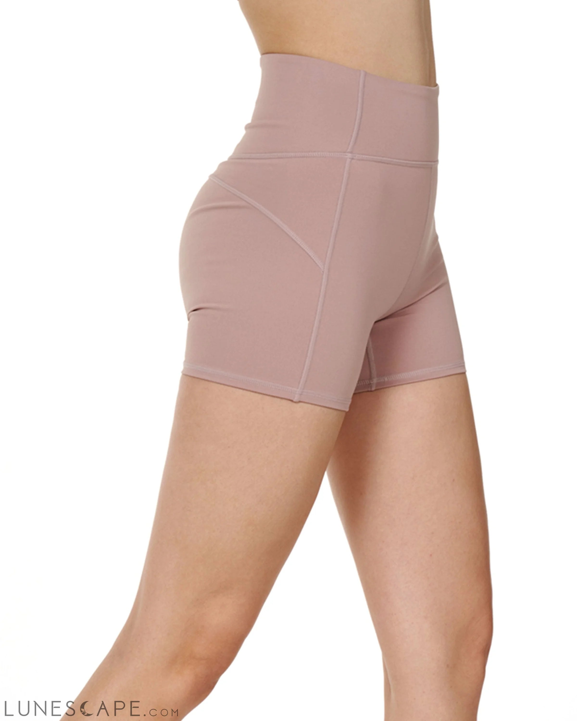 Studio Ventiflo Shorts (Tight) 3.5" LUNESCAPE
