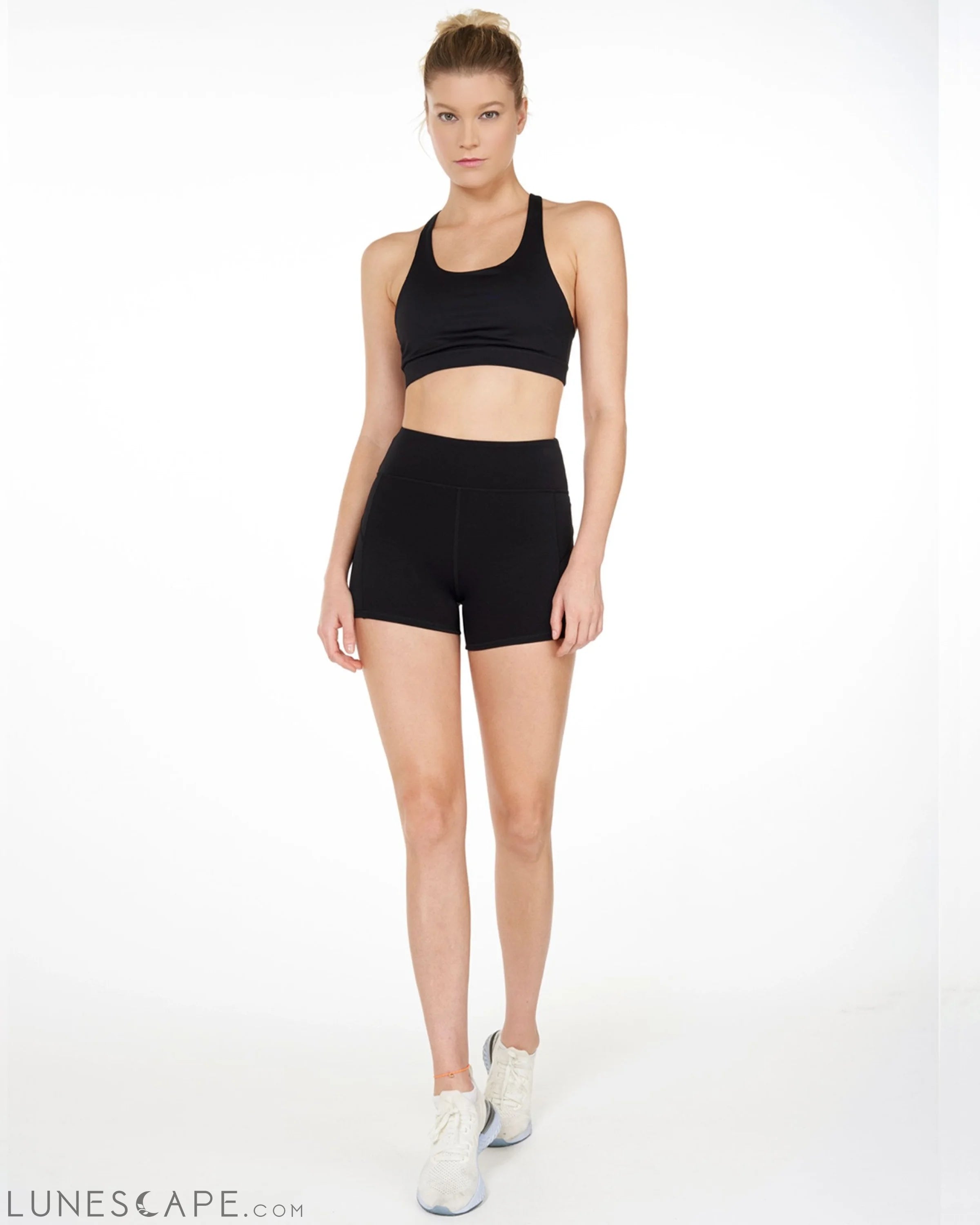Studio Ventiflo Shorts (Tight) 3.5" LUNESCAPE
