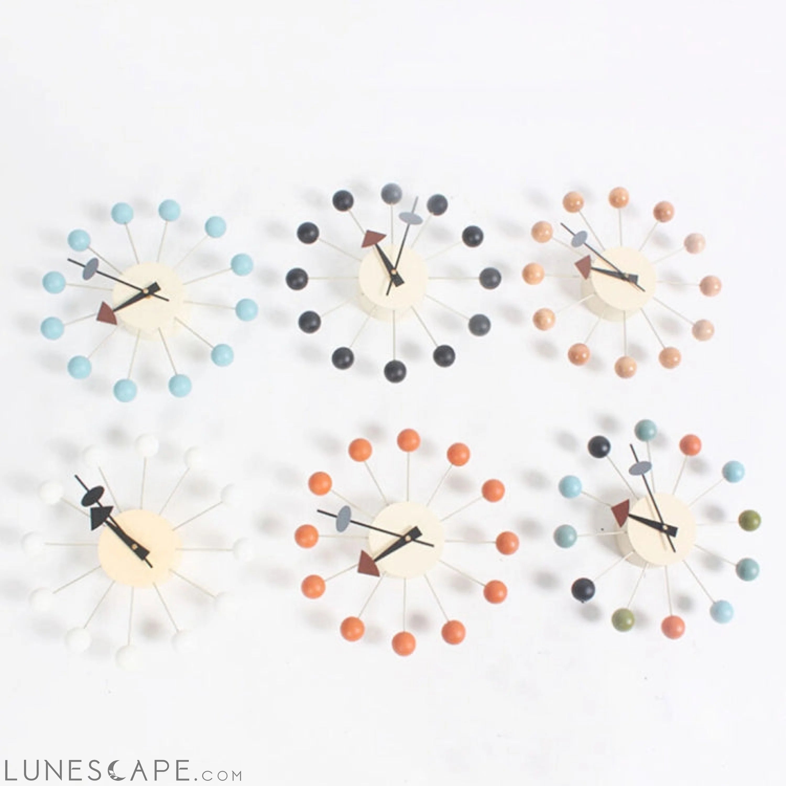 Stylish Background Minimalis Circular Balls Candy Wall Clock Creative LUNESCAPE