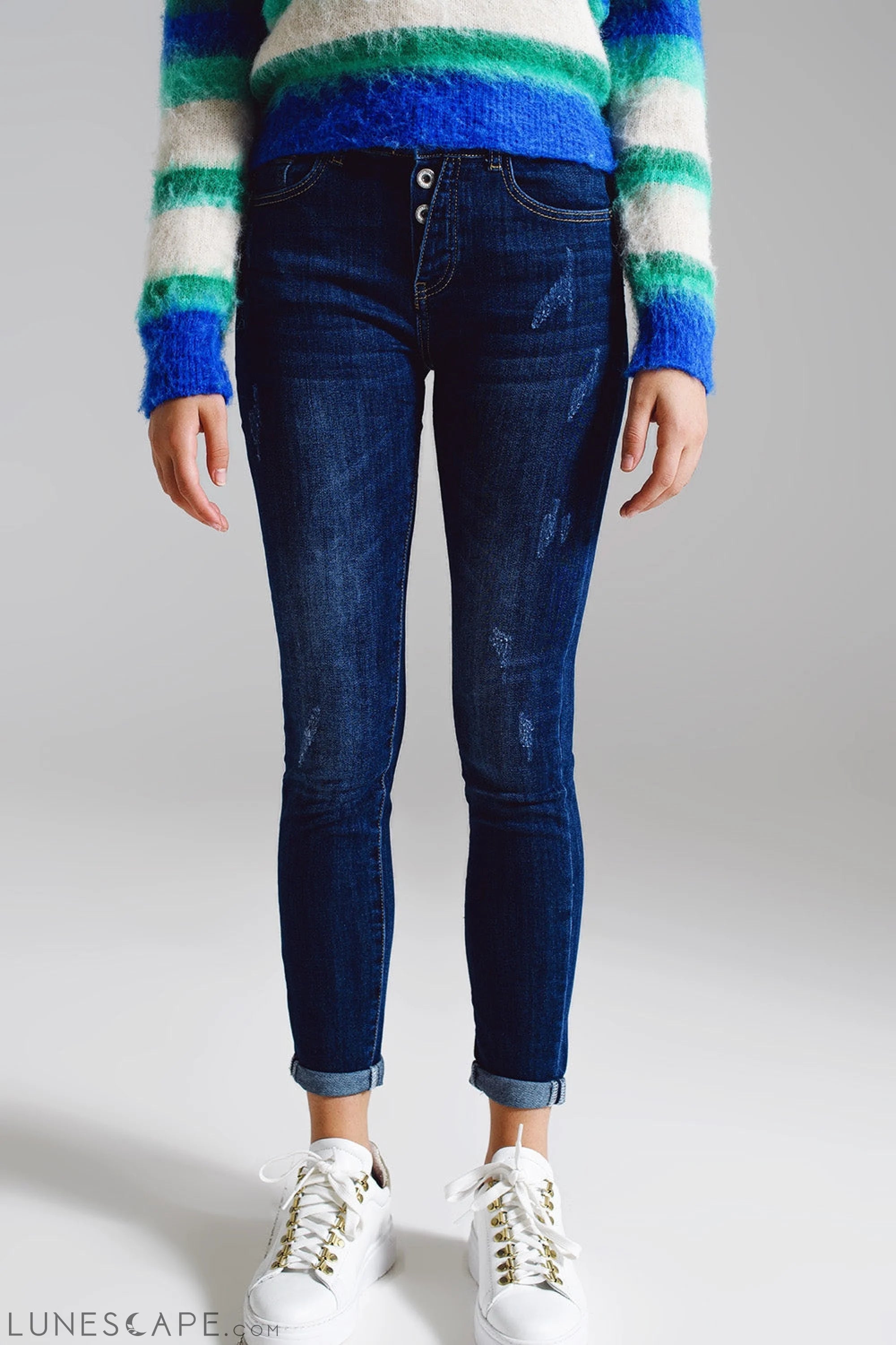 Super Skinny Jeans With Visible Front Buttoning in Midwash LUNESCAPE