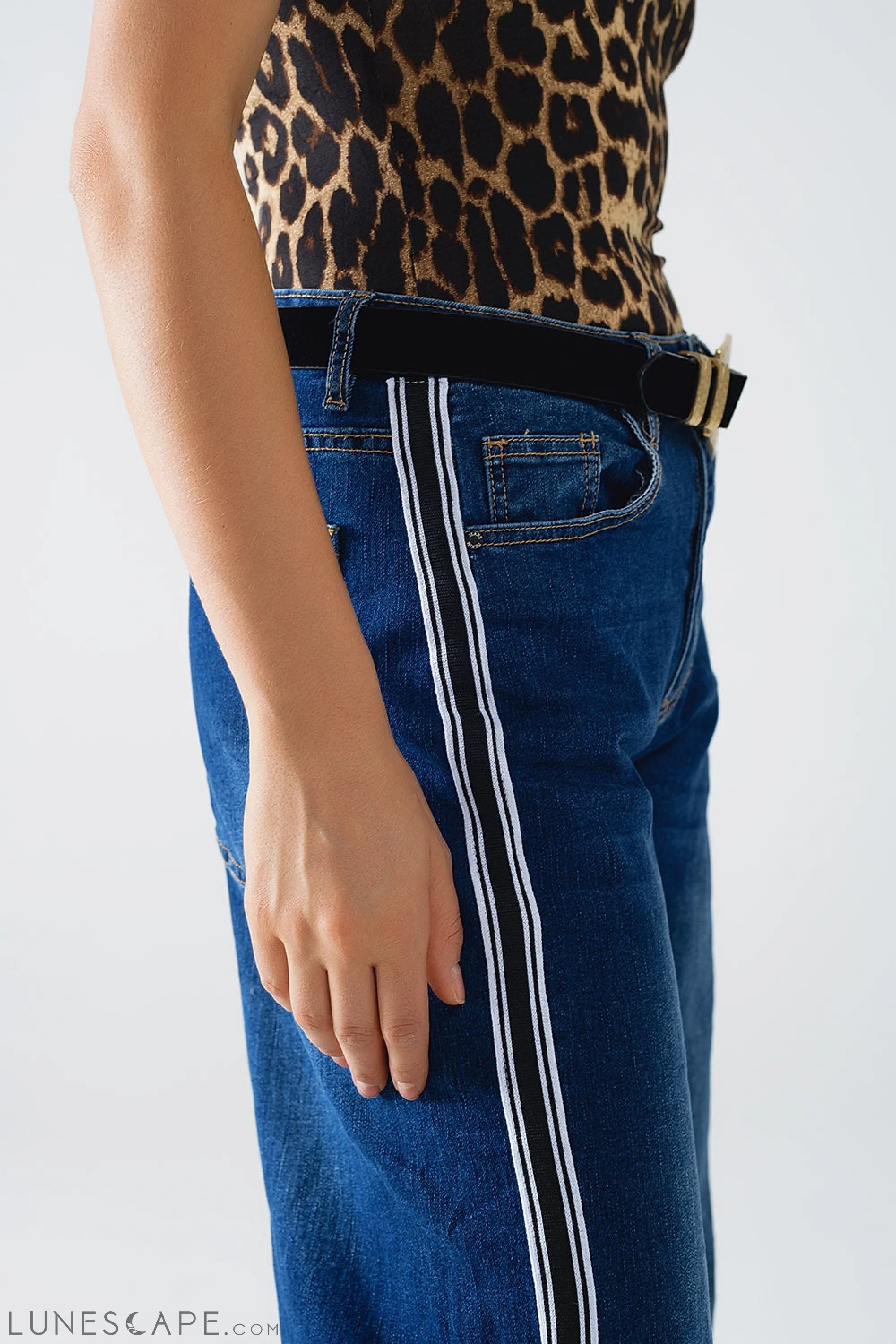 Super Wide Leg Jeans With Stripe on Side LUNESCAPE