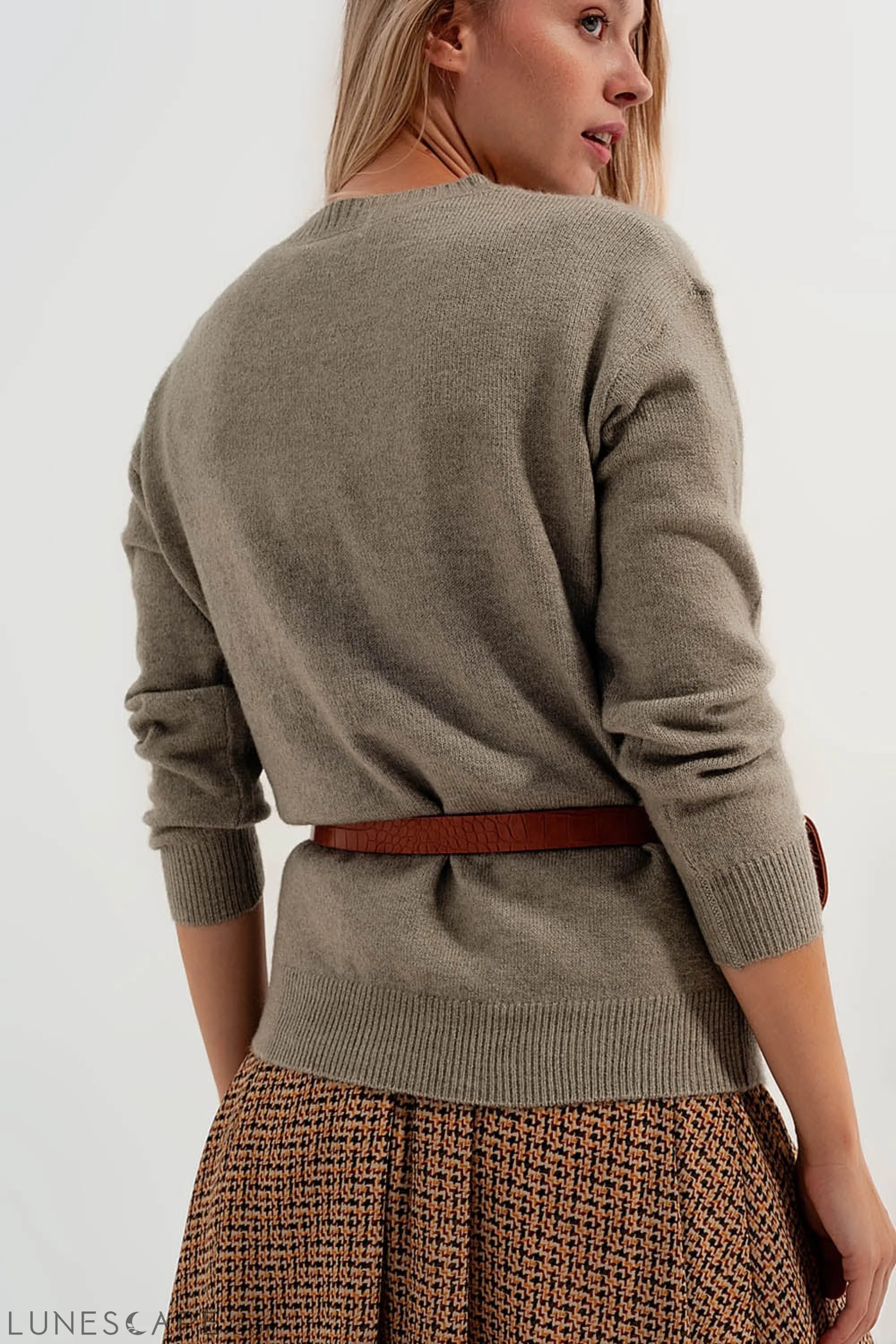 Sweater in Sage Green LUNESCAPE