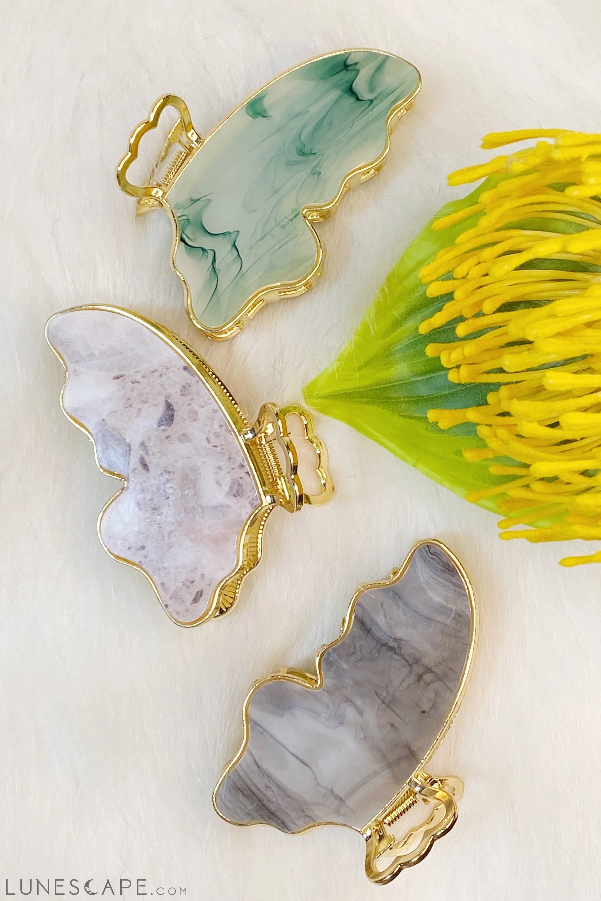 Taylor Butterfly Hair Claw LUNESCAPE