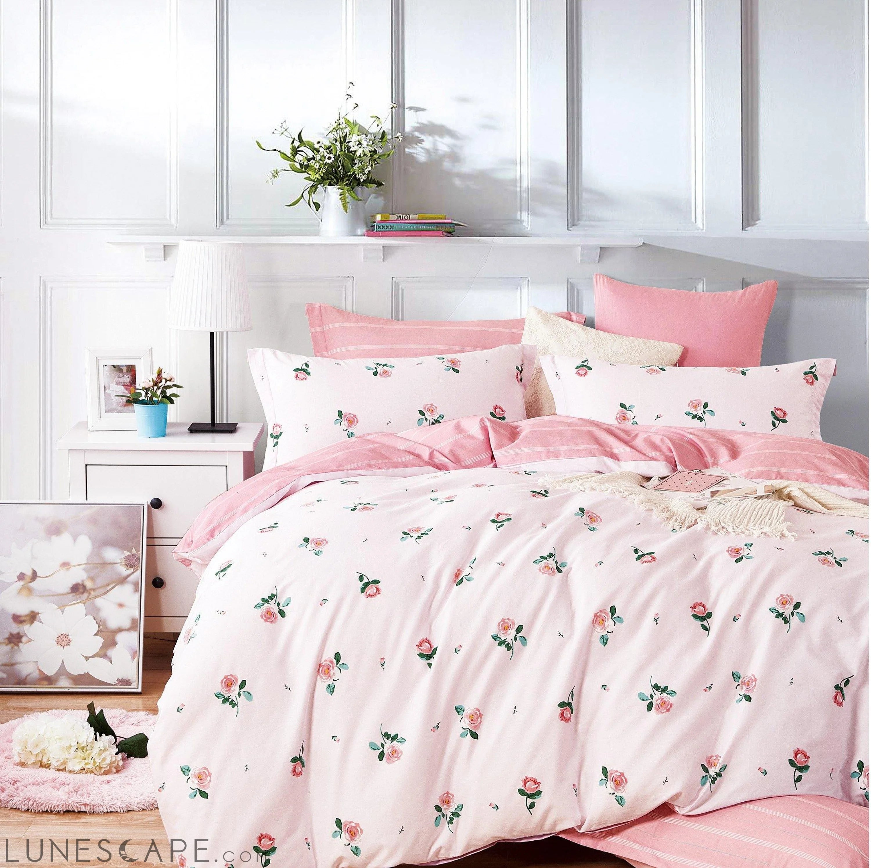 Tea Rose Reversible Comforter Set LUNESCAPE