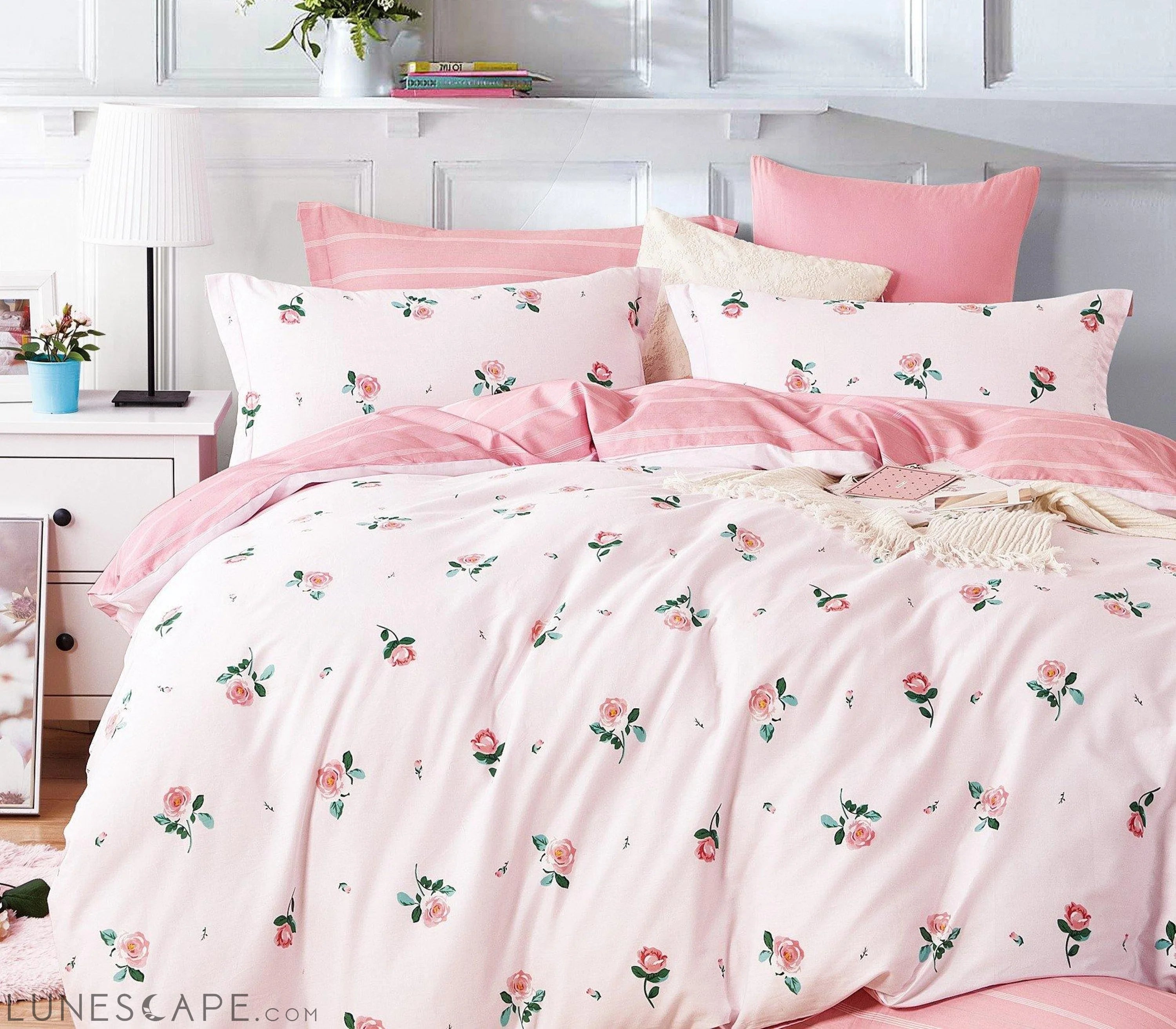Tea Rose Reversible Comforter Set LUNESCAPE
