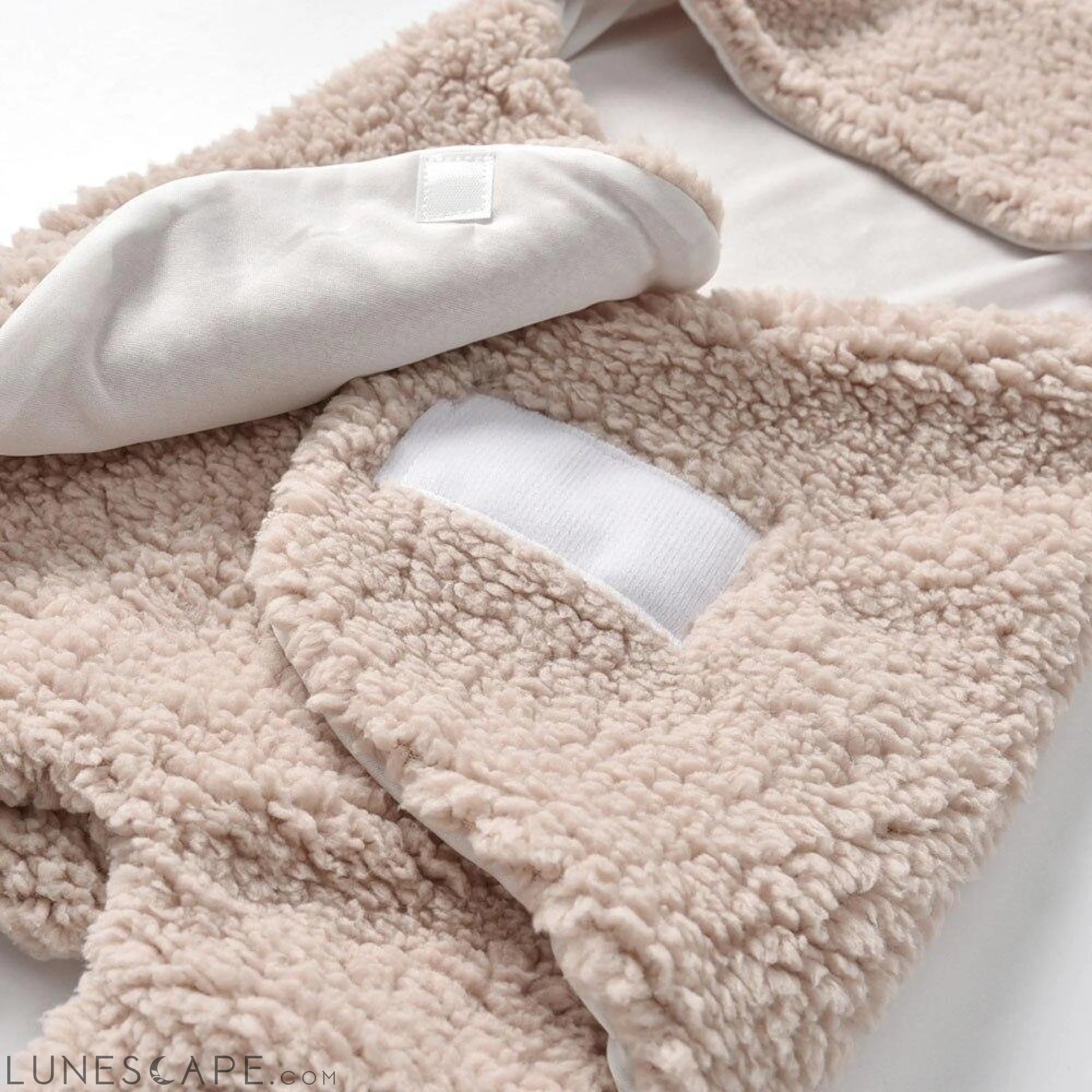 "Teddy Bear Picnic" Cozy Hooded Baby Blanket LUNESCAPE