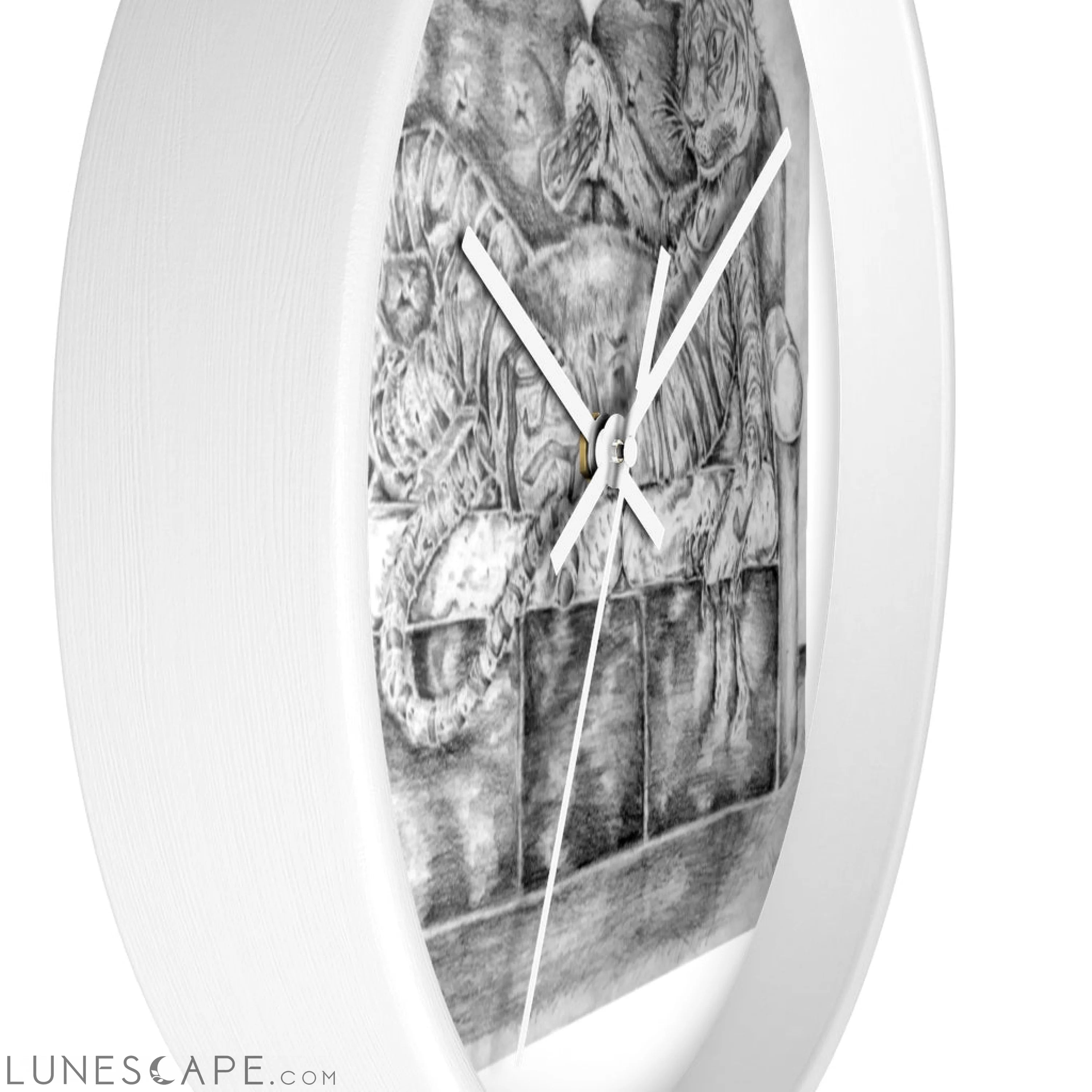 Tiger on a Couch Wall clock LUNESCAPE