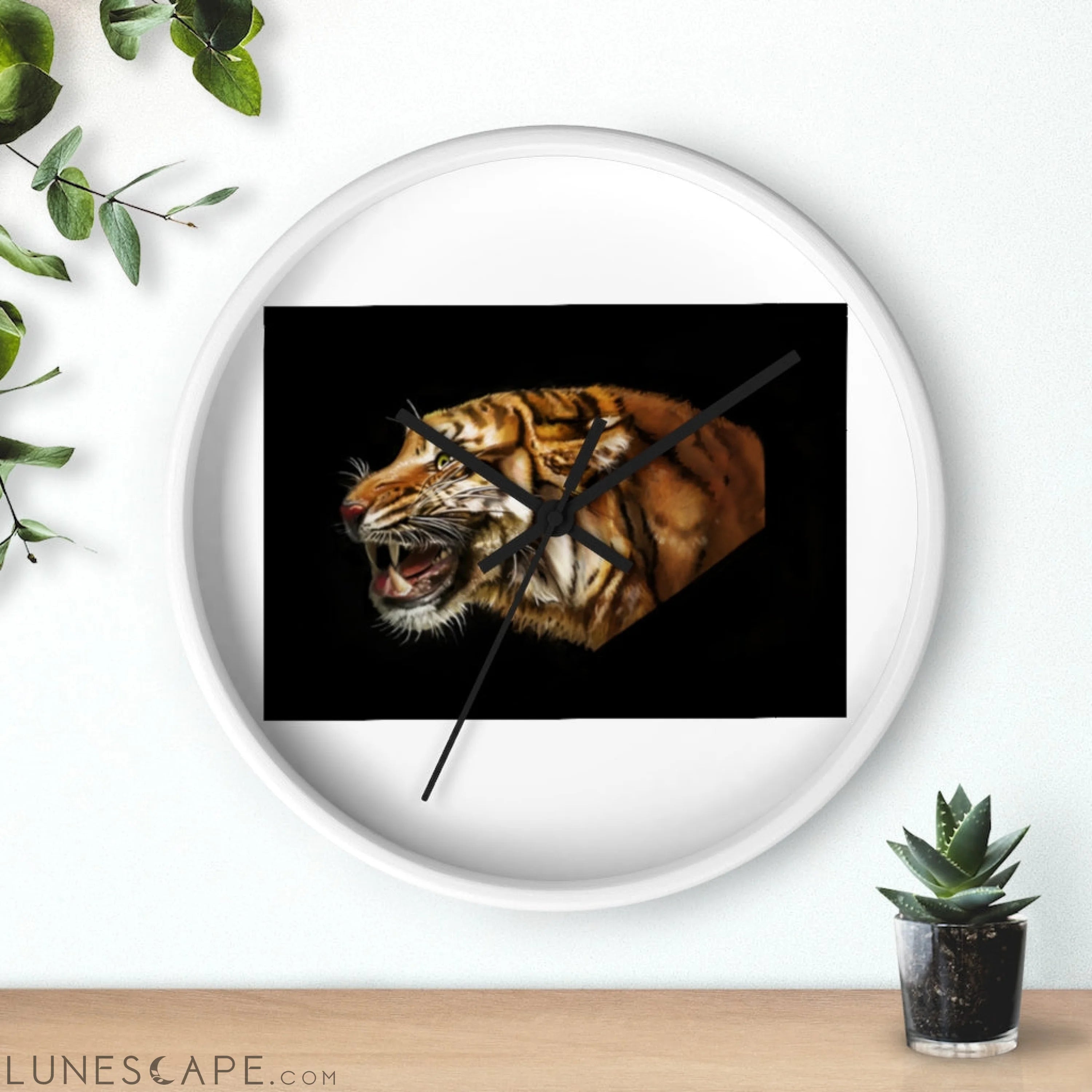 Tiger Wall clock LUNESCAPE