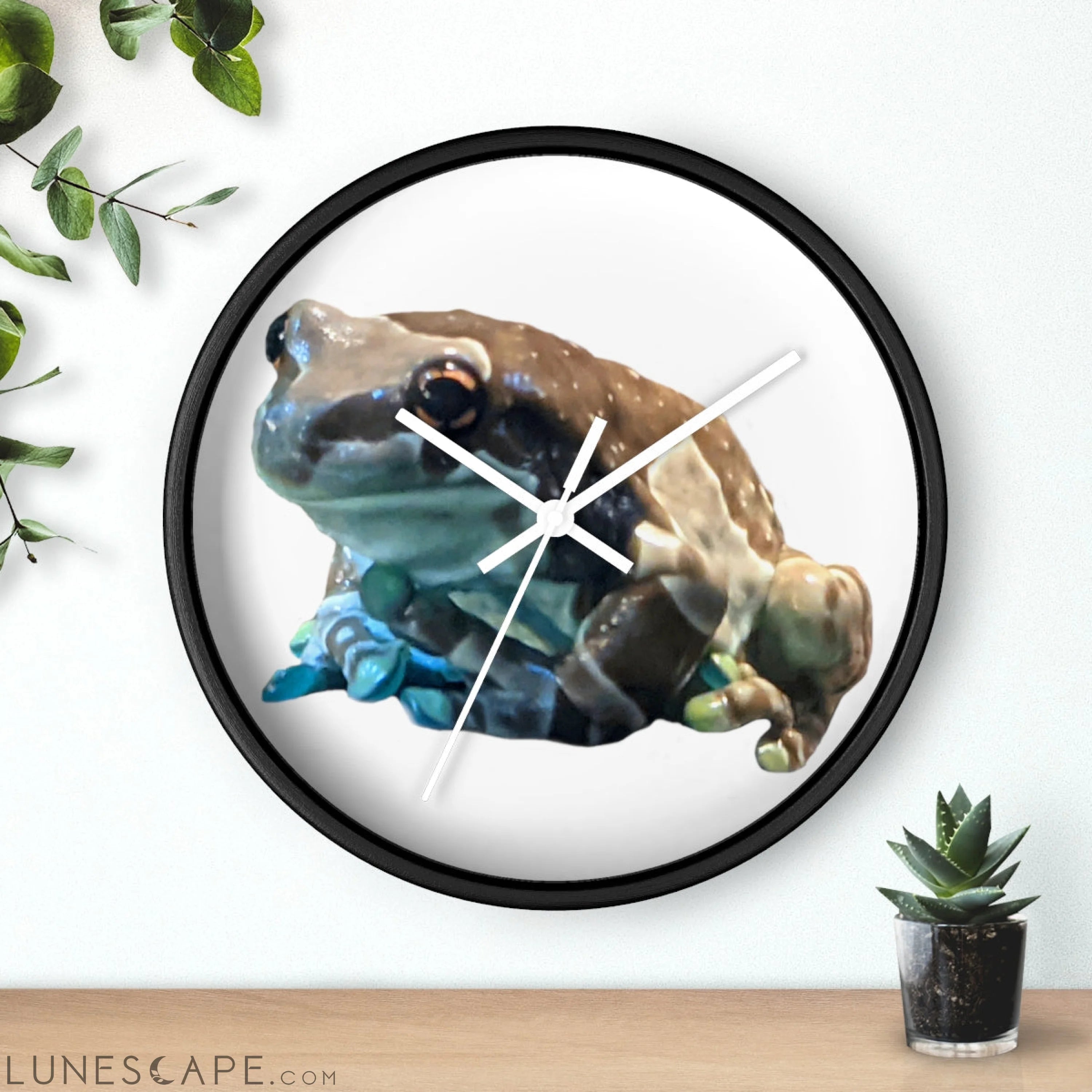 Toad Wall clock LUNESCAPE