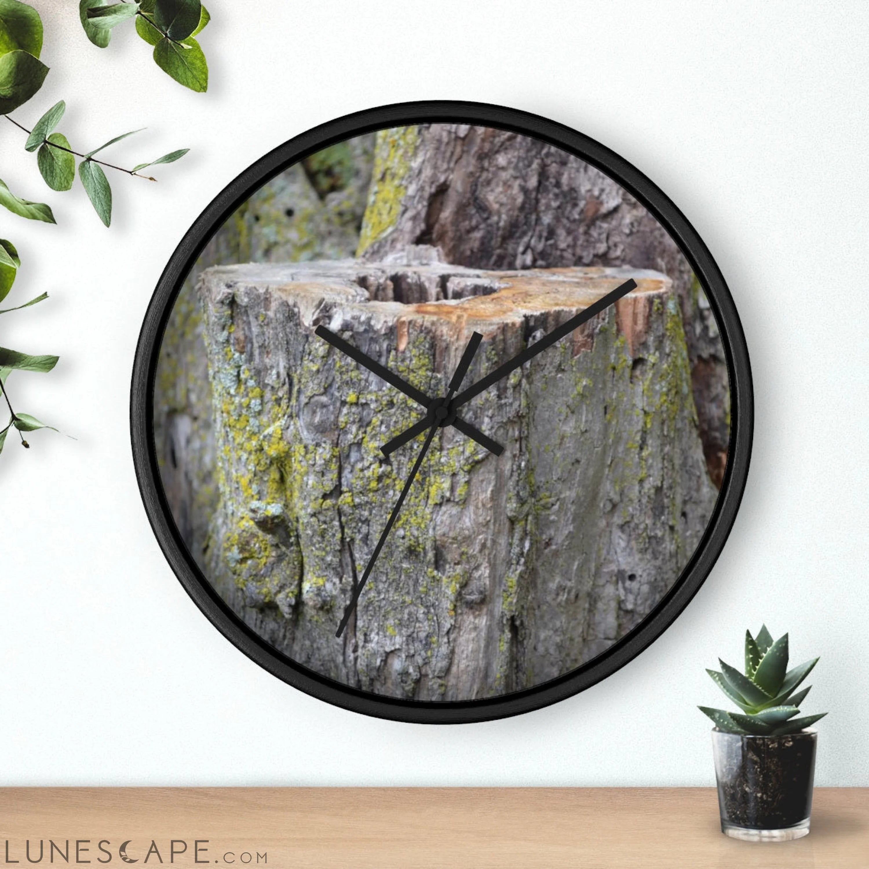 Tree Stump Wall clock LUNESCAPE