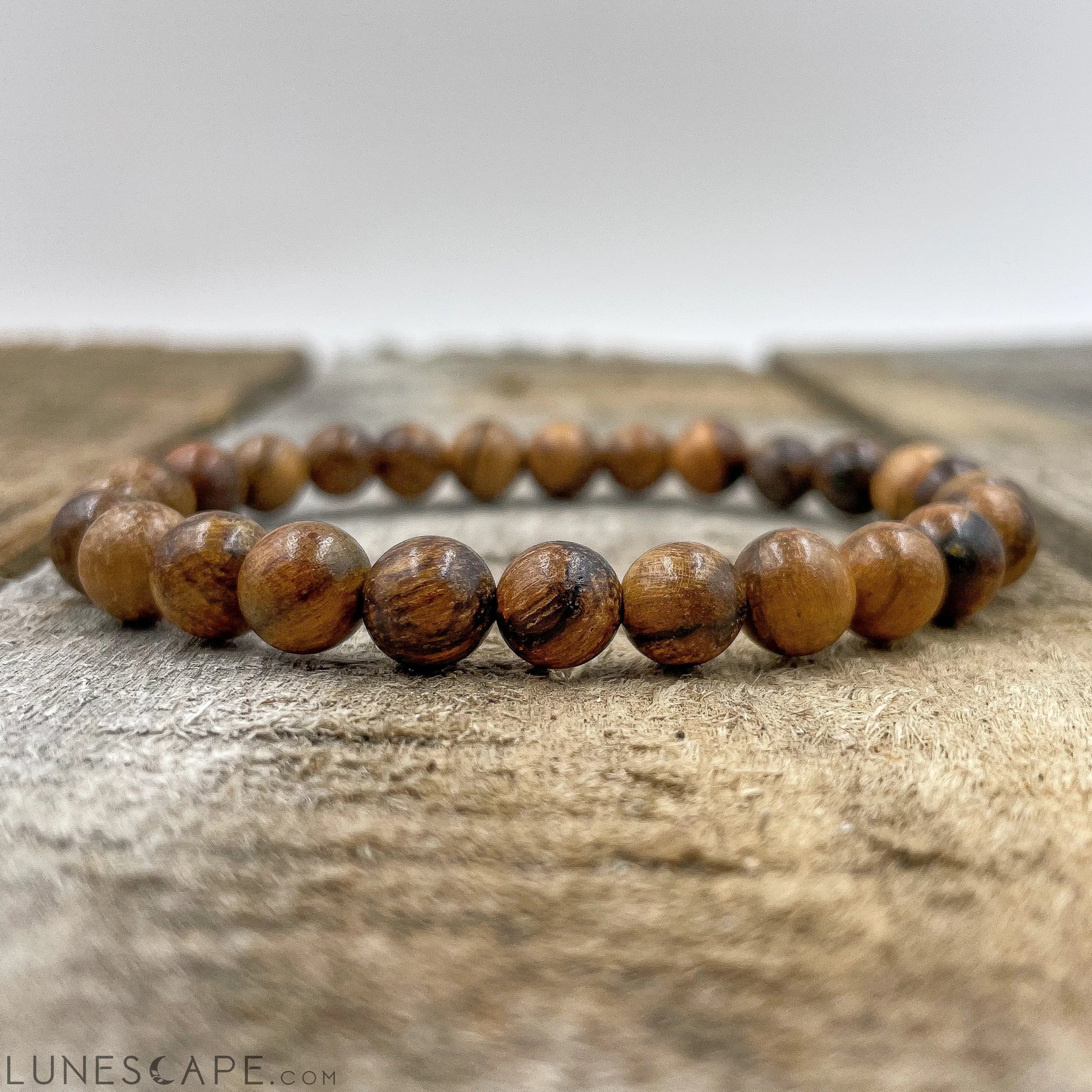 Union - Dark Sandalwood Bracelet LUNESCAPE