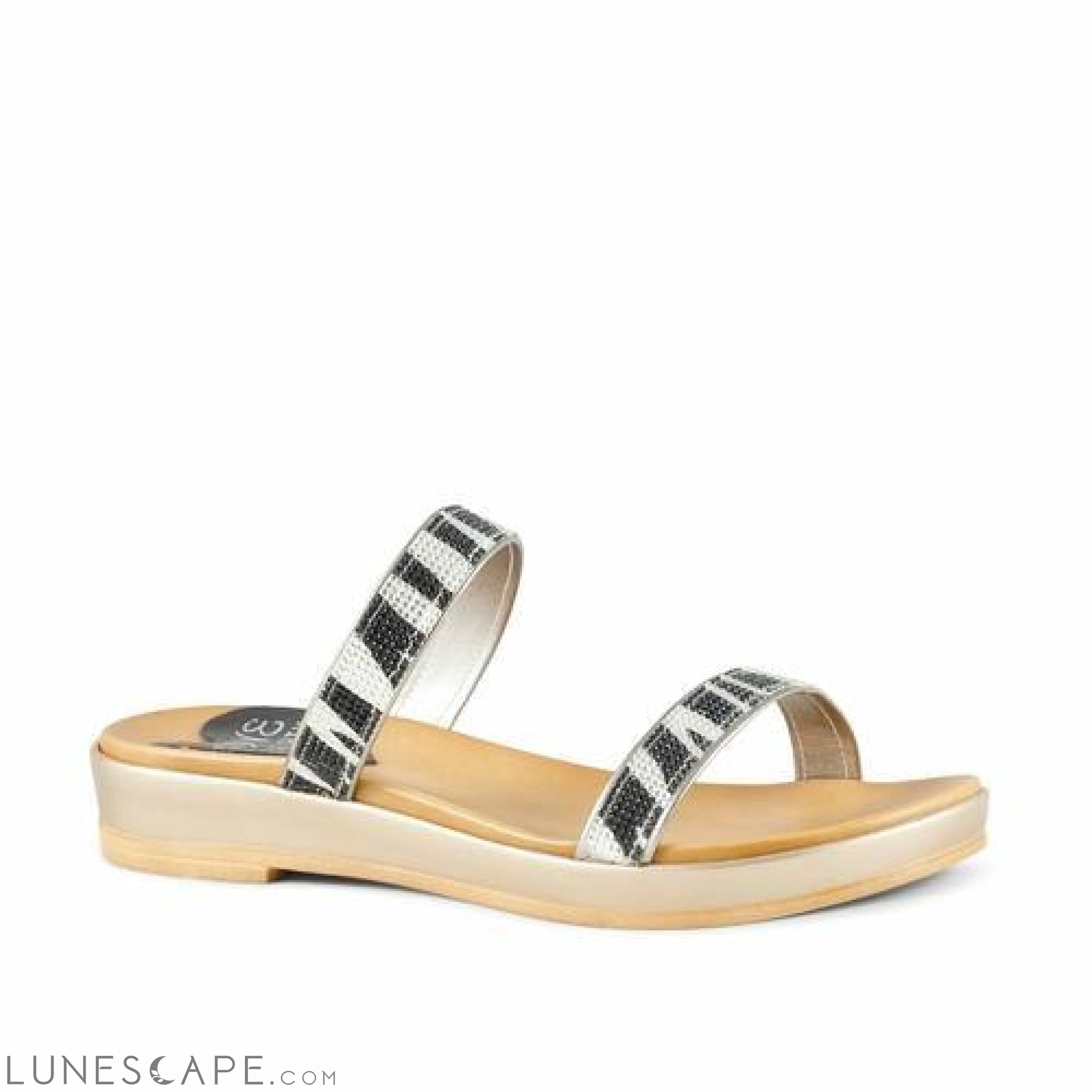 Untamed Flat Espadrille Sandals LUNESCAPE