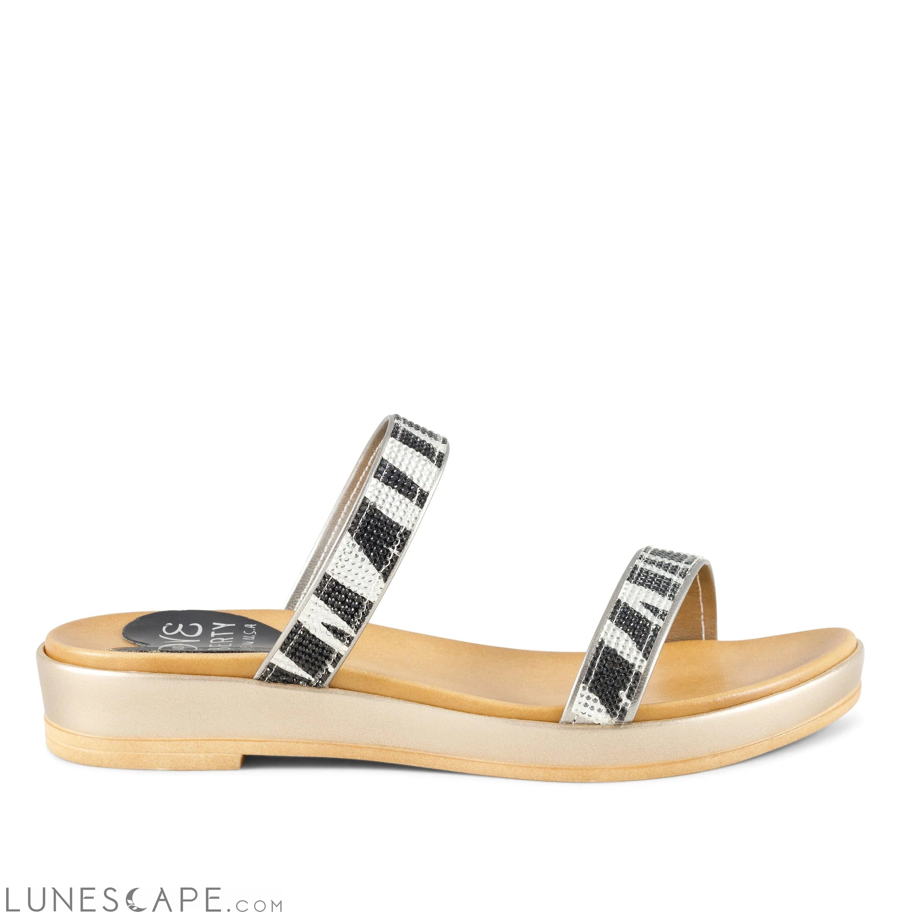 Untamed Flat Espadrille Sandals LUNESCAPE