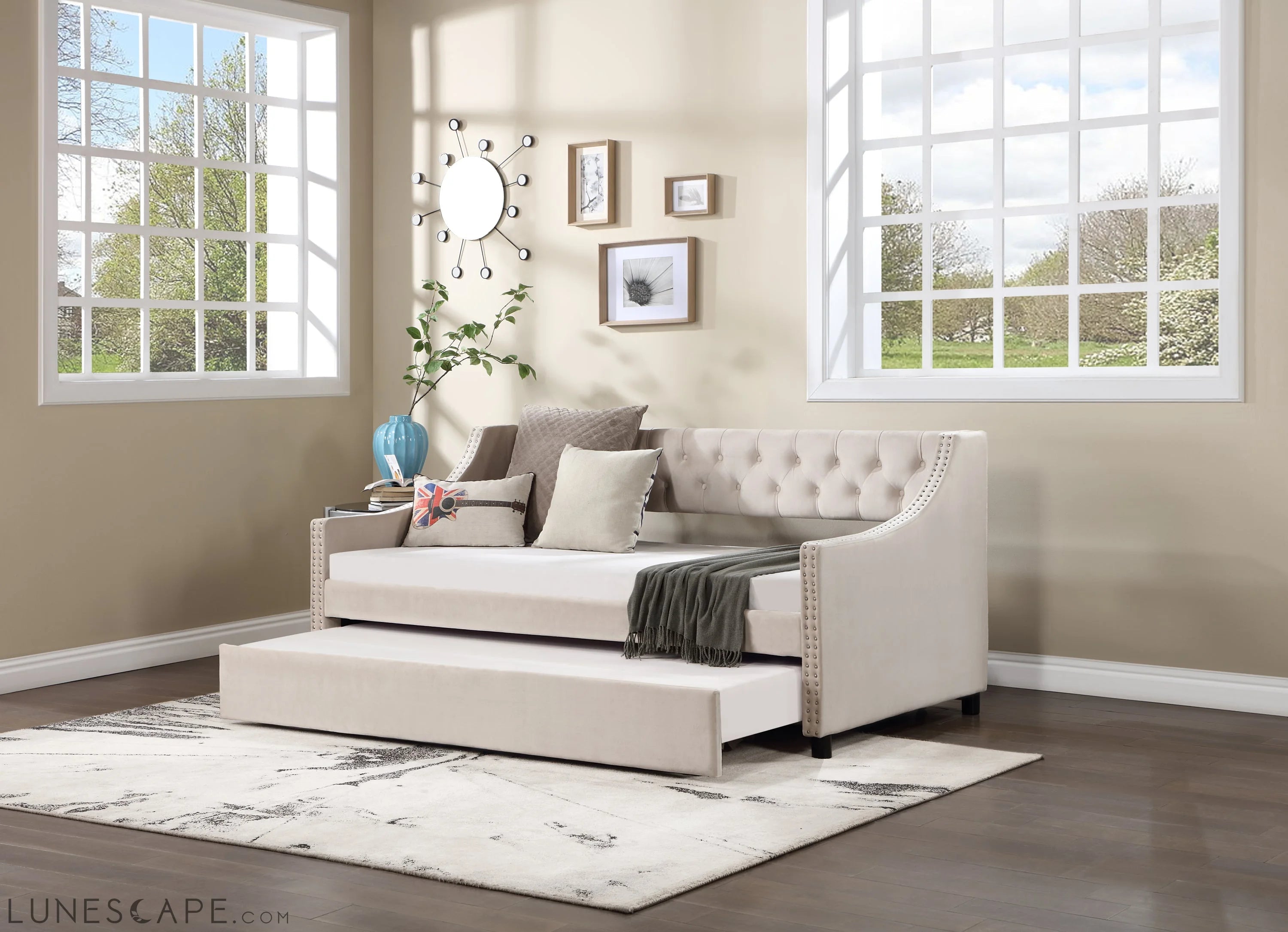 Upholstered Daybed with Trundle, Twin Size Frame, Beige Velvet LUNESCAPE