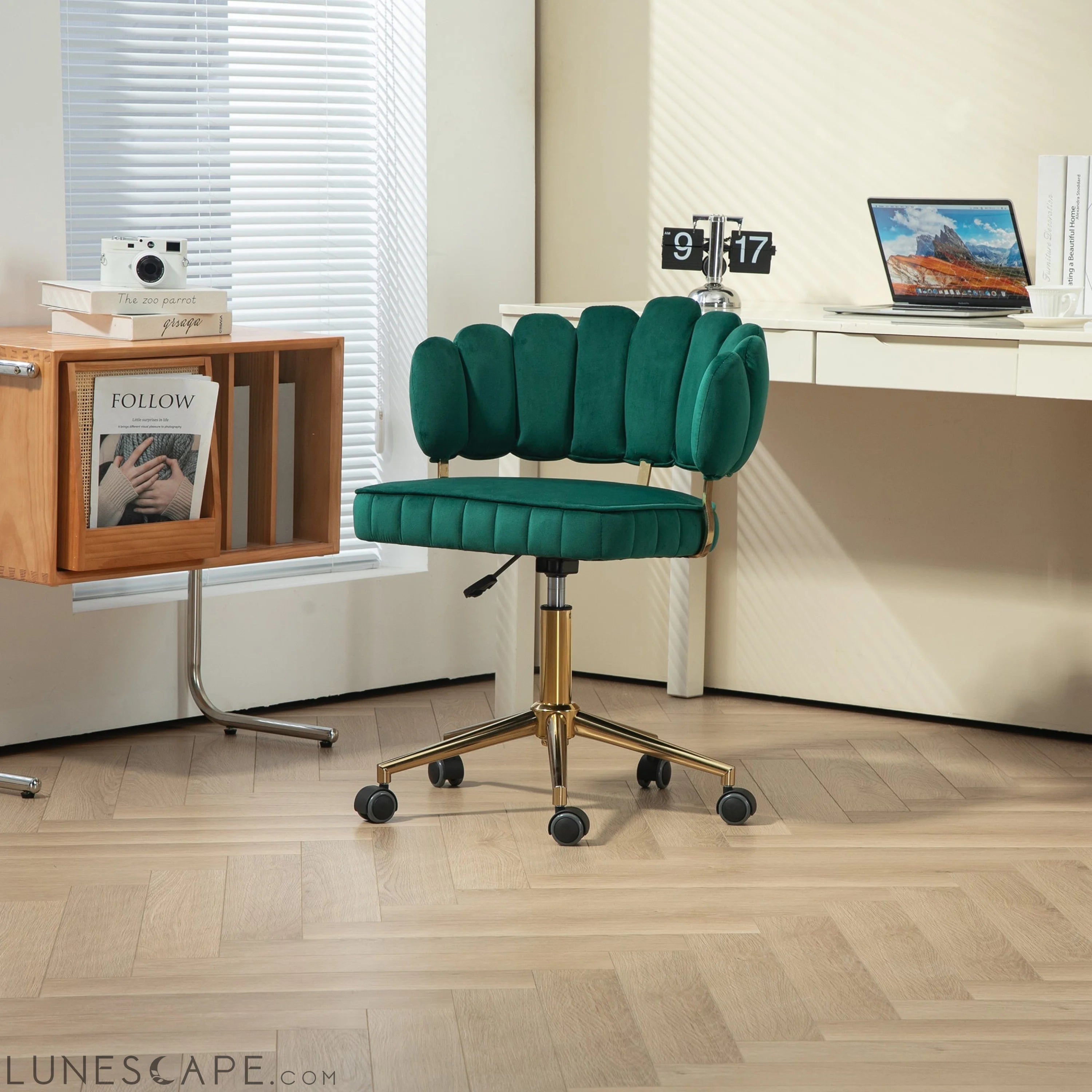 Velvet Home Office Desk Chair, Modern Cute Computer Chair, Wheels LUNESCAPE
