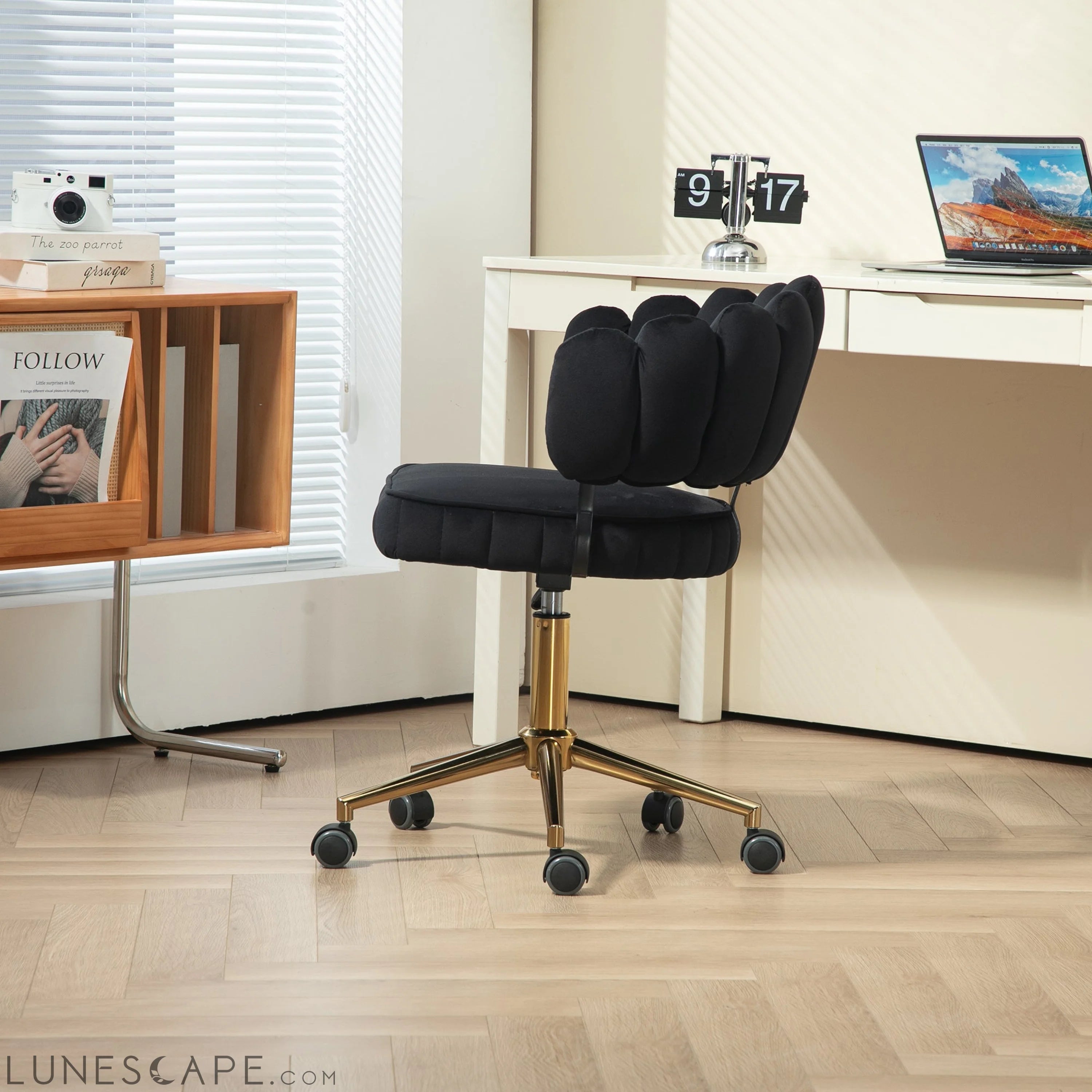 Velvet Home Office Desk Chair, Modern Cute Computer Chair, Wheels LUNESCAPE