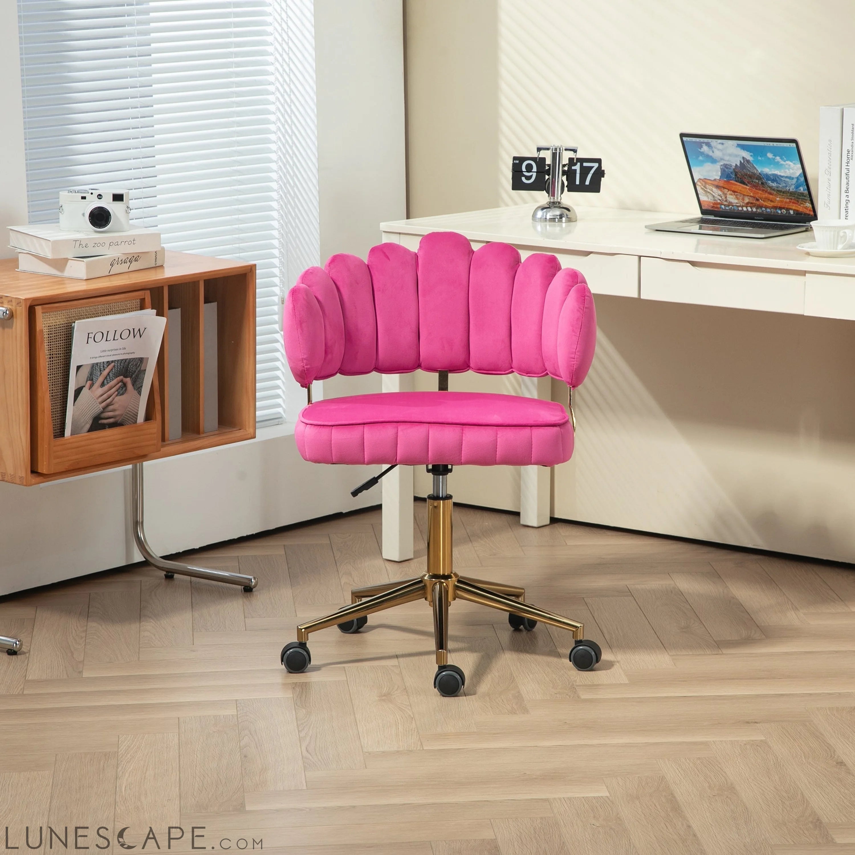 Velvet Home Office Desk Chair, Modern Cute Computer Chair, Wheels LUNESCAPE