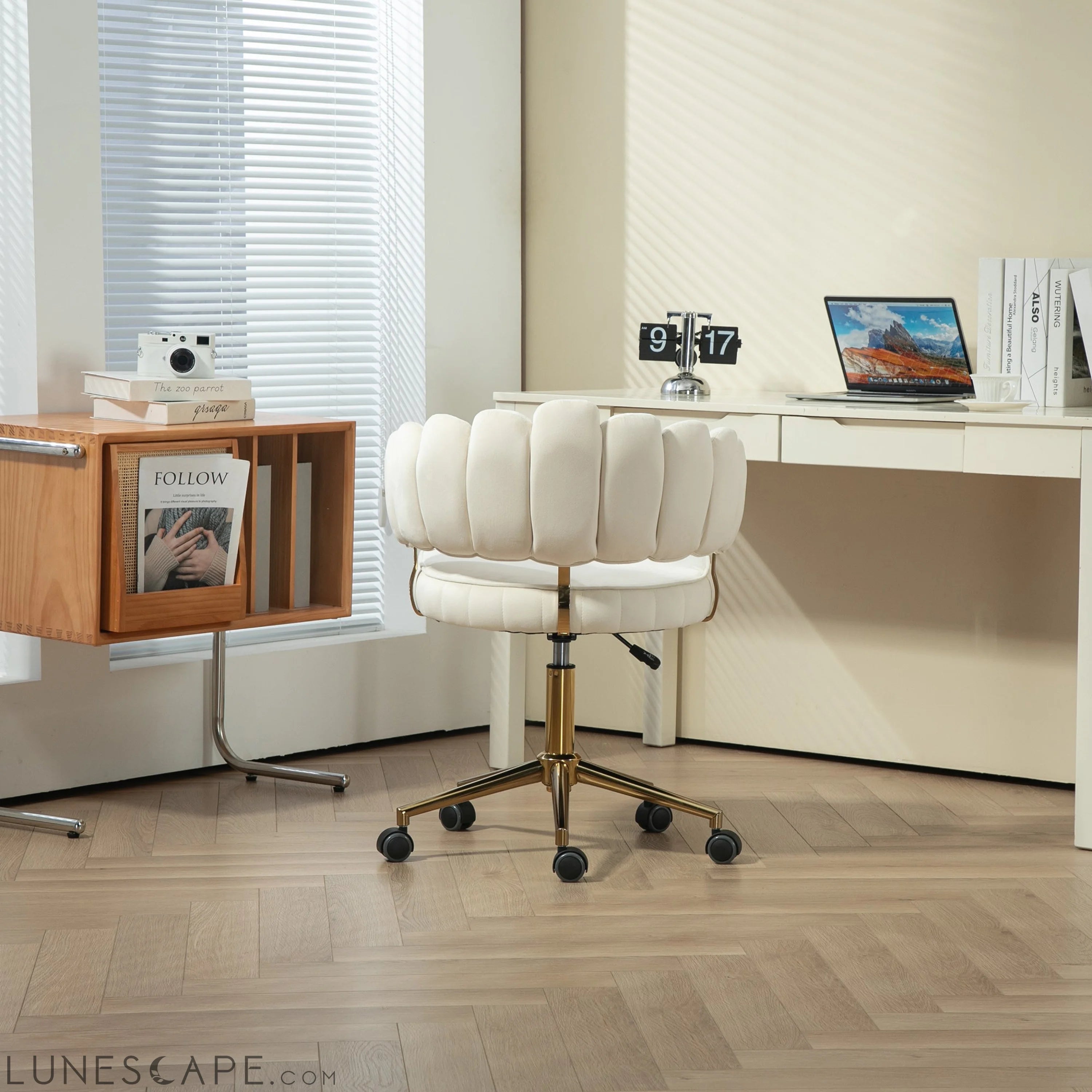 Velvet Home Office Desk Chair, Modern Cute Computer Chair, Wheels LUNESCAPE