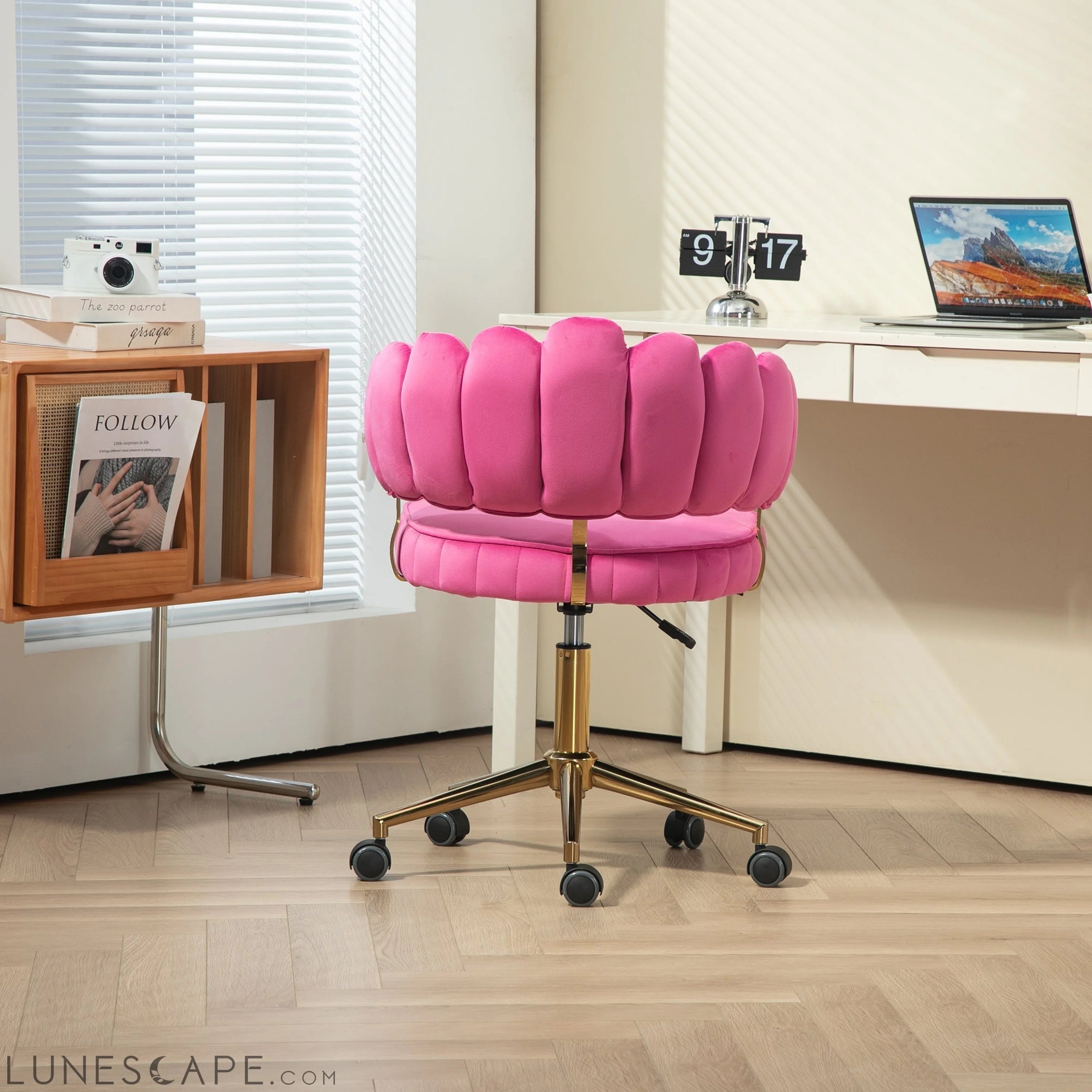 Velvet Home Office Desk Chair, Modern Cute Computer Chair, Wheels LUNESCAPE