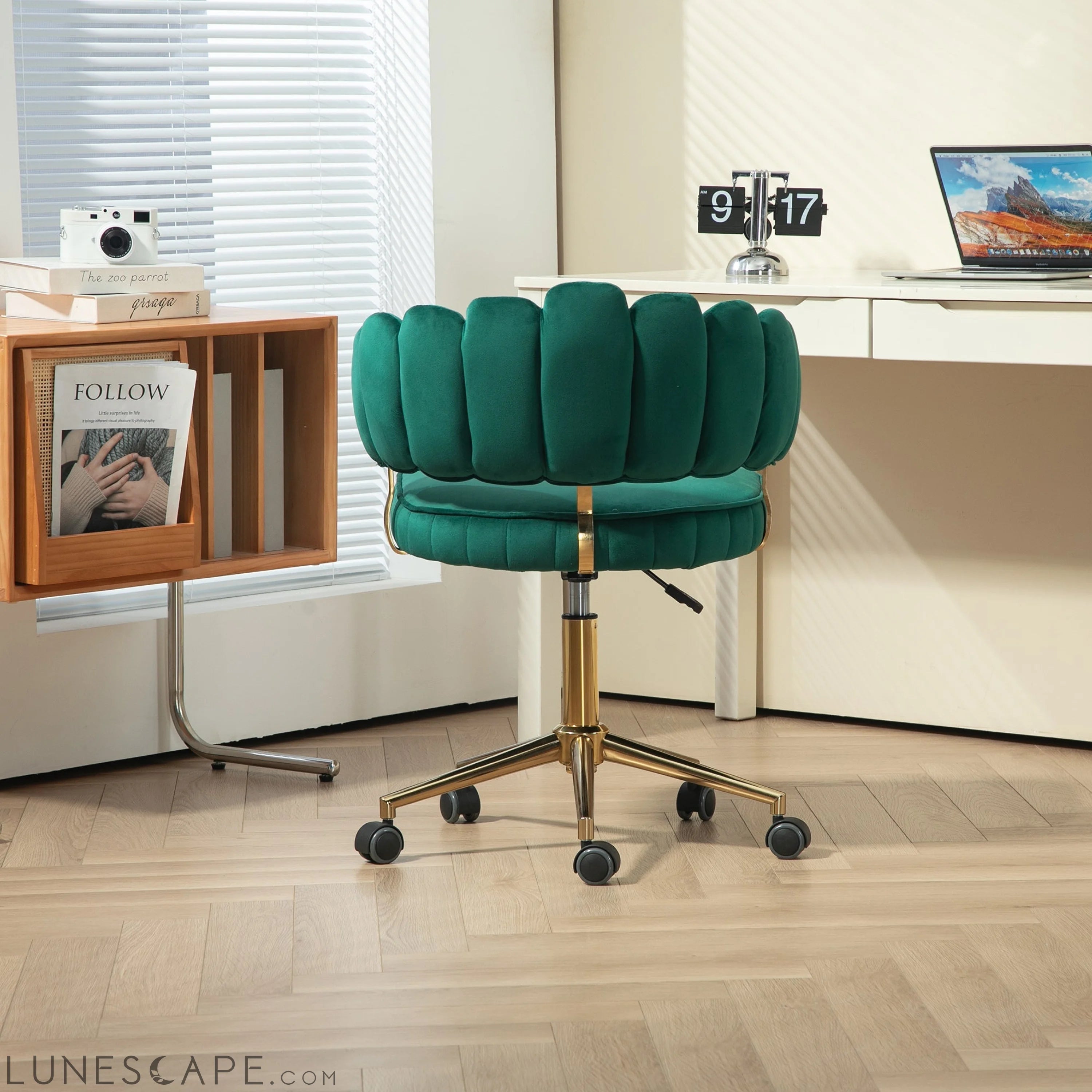 Velvet Home Office Desk Chair, Modern Cute Computer Chair, Wheels LUNESCAPE