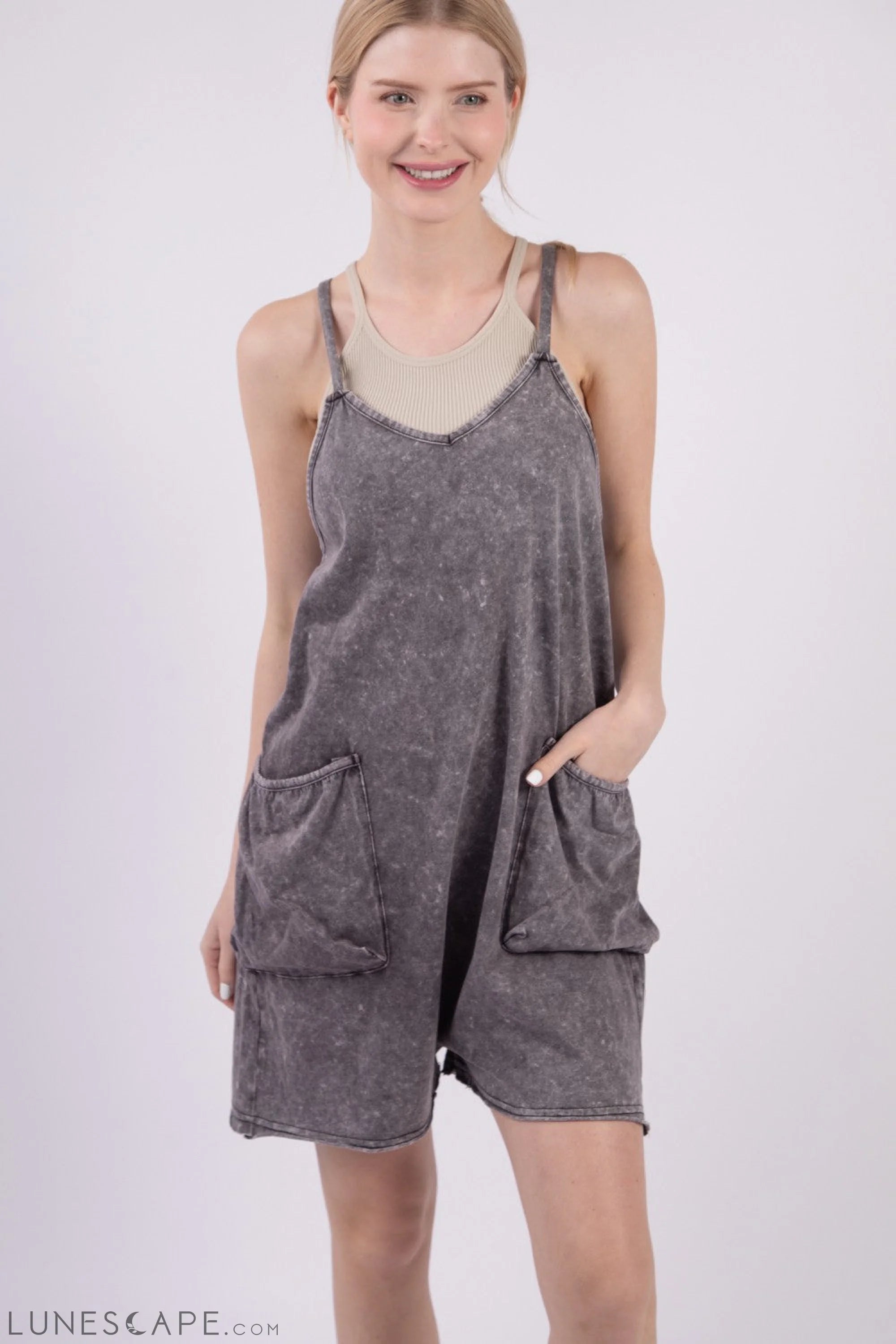 VERY J V-Neck Sleeveless Washed Romper LUNESCAPE